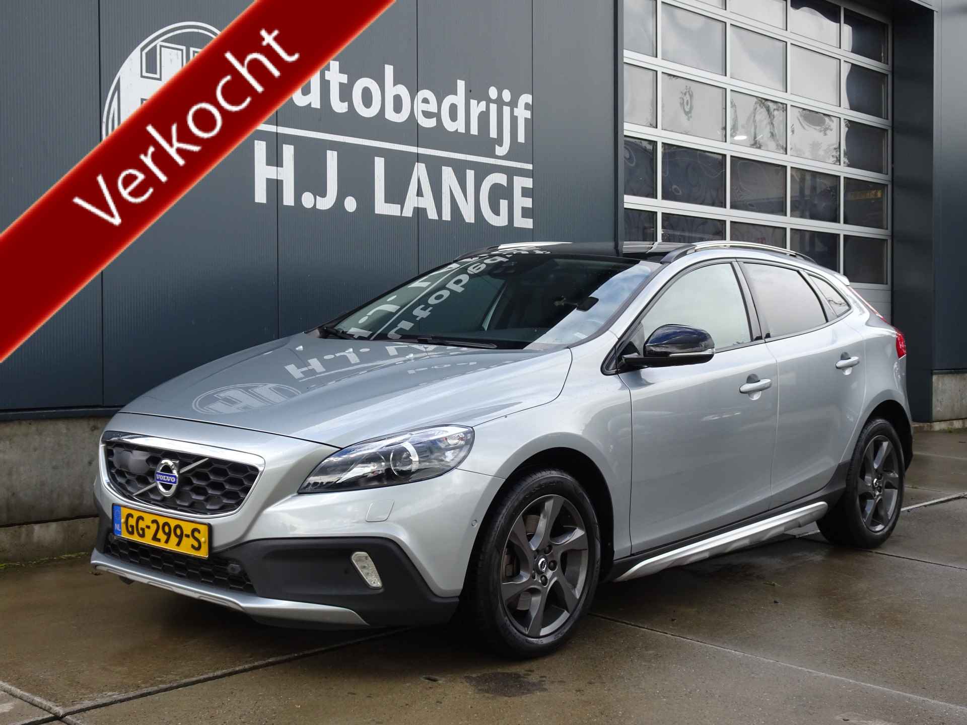 Volvo V40 Cross Country 2.0 D2 Summum Automaat - 2/44