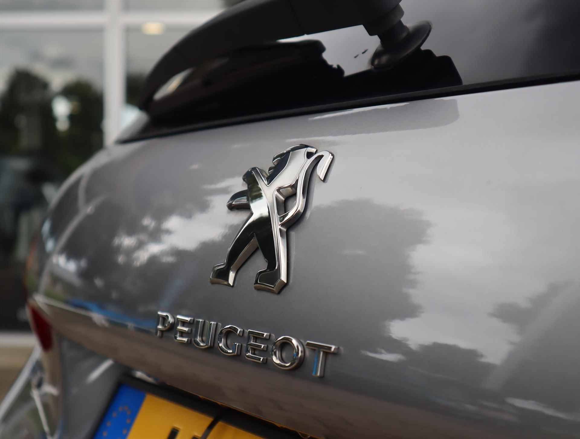 PEUGEOT 2008 SUV Allure PureTech turbo 110PK S&S, Rijklaarprijs, Navigatie Panoramadak Climate Control - 22/58