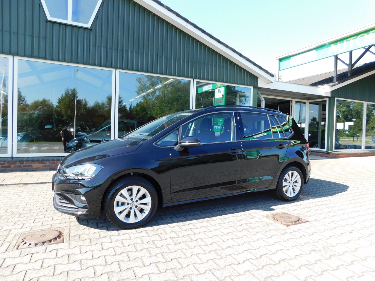 Volkswagen Golf Sportsvan 1.5TSI 150PK DSG! Comf.Line! All-in Prijs!! Trekha bij viaBOVAG.nl