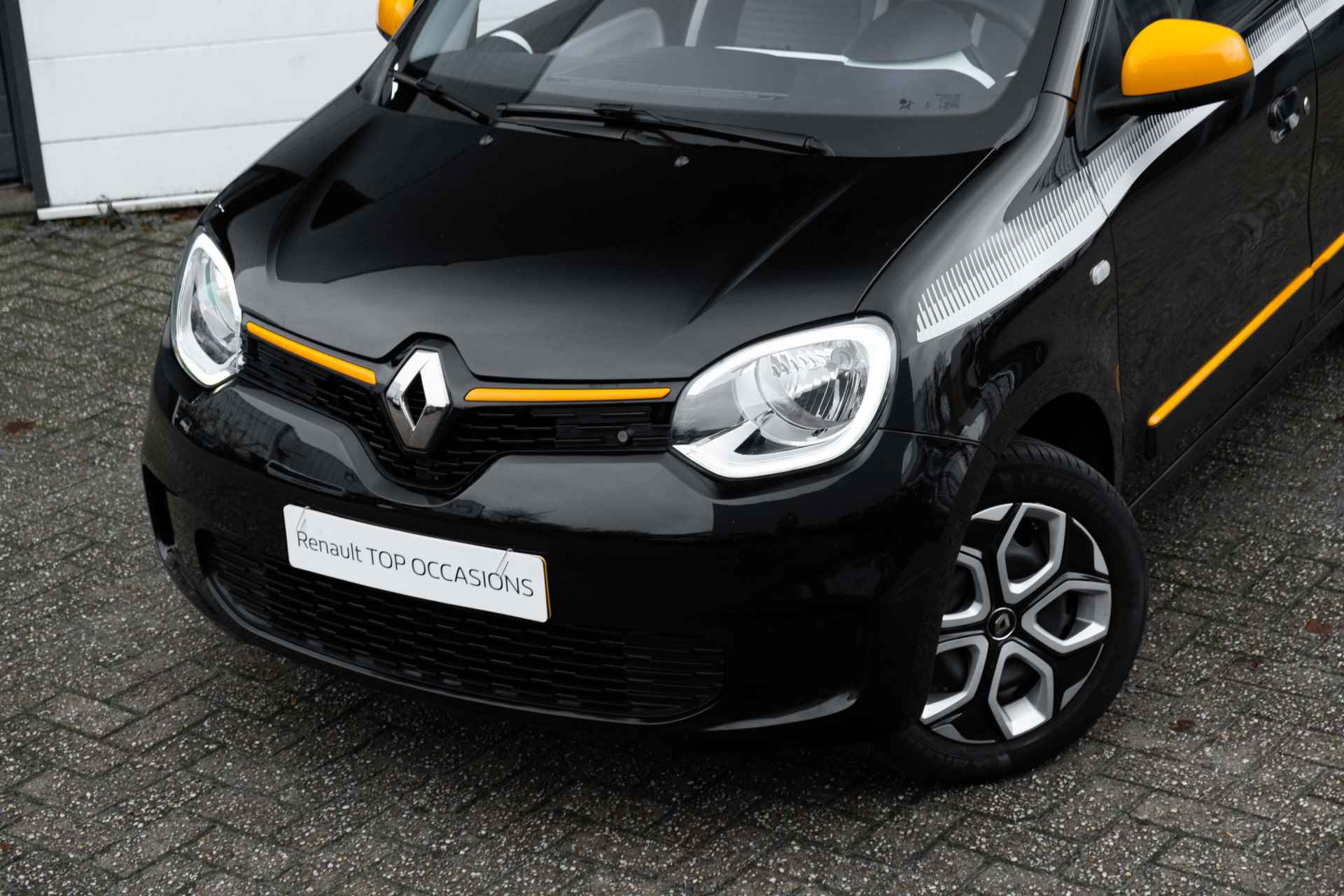 Renault Twingo 1.0 SCe 70 PK Collection | Blue Tooth bediening | Ramen voor en spiegels elektrisch bedienbaar | Afst bed portieren - 15/46