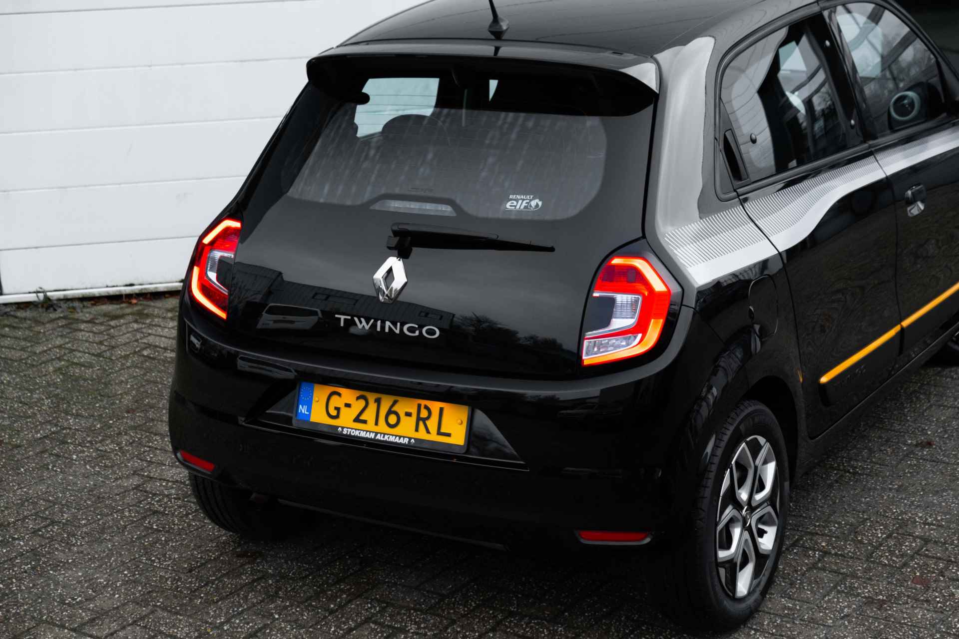 Renault Twingo 1.0 SCe 70 PK Collection | Blue Tooth bediening | Ramen voor en spiegels elektrisch bedienbaar | Afst bed portieren - 17/46