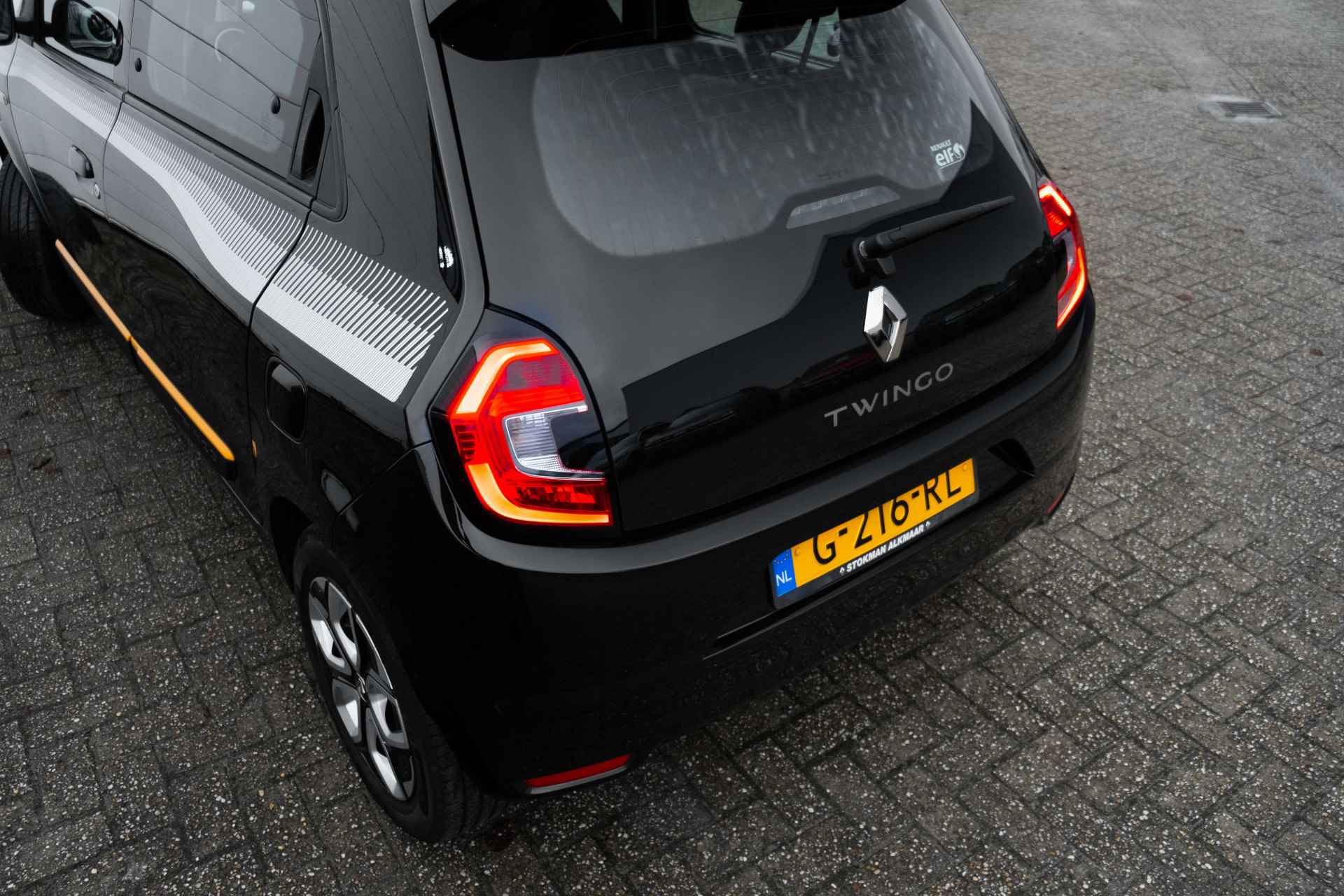 Renault Twingo 1.0 SCe 70 PK Collection | Blue Tooth bediening | Ramen voor en spiegels elektrisch bedienbaar | Afst bed portieren - 24/46