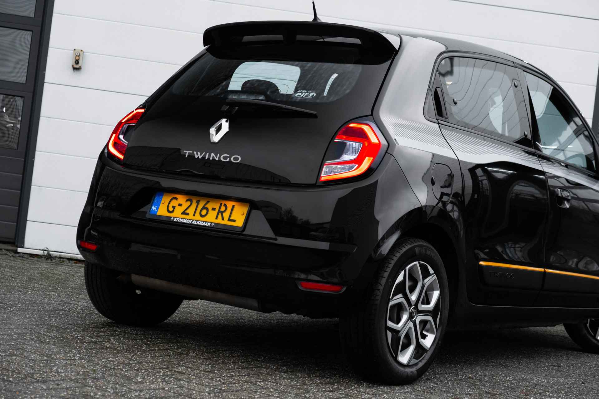 Renault Twingo 1.0 SCe 70 PK Collection | Bluetooth bediening | Ramen voor en spiegels elektrisch bedienbaar | Afst bed portieren | incl. Bovag rijklaarpakket met 12 maanden garantie | - 20/43