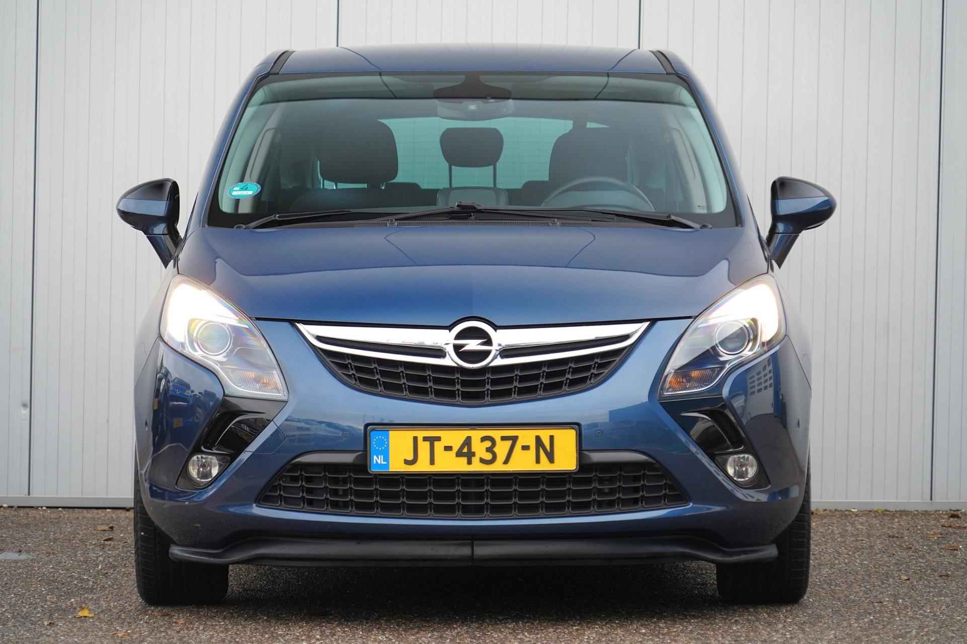 Opel Zafira Tourer 1.4 Cosmo 7p. / Trekhaak / Camera / Navigatie / Climate / Cruise / Side-Assist - 26/39