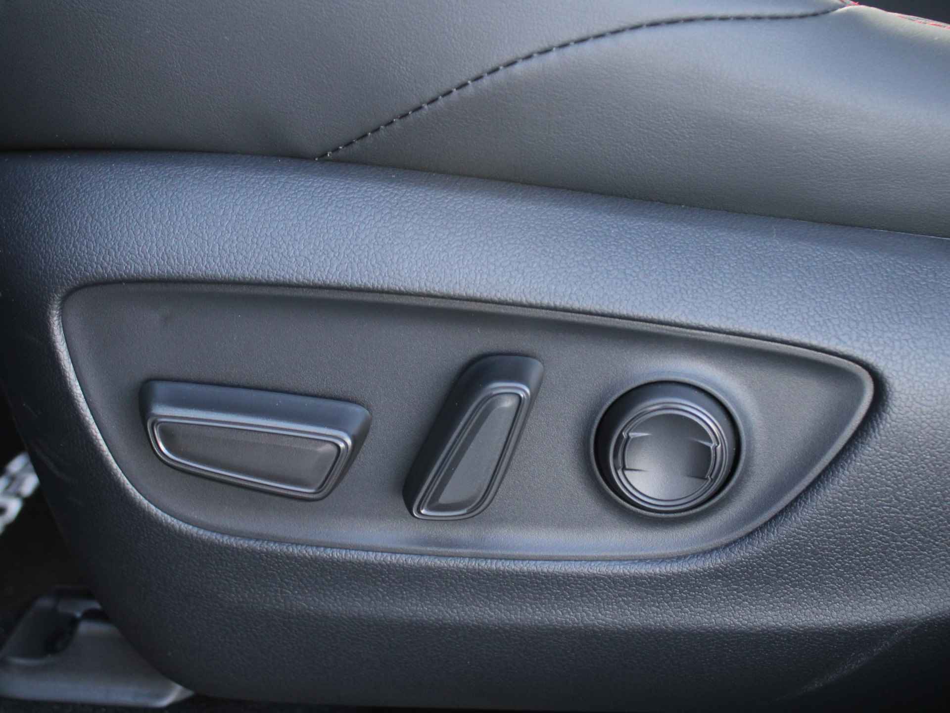 Suzuki Across 2.5 Plug-in Hybrid Style NIEUW 6 JAAR GARANTIE Carplay/Android Auto Draadloos, Keyless Go, Voorstoelen/Stuur Verwarmd, Adaptieve Cruise Control - 8/44