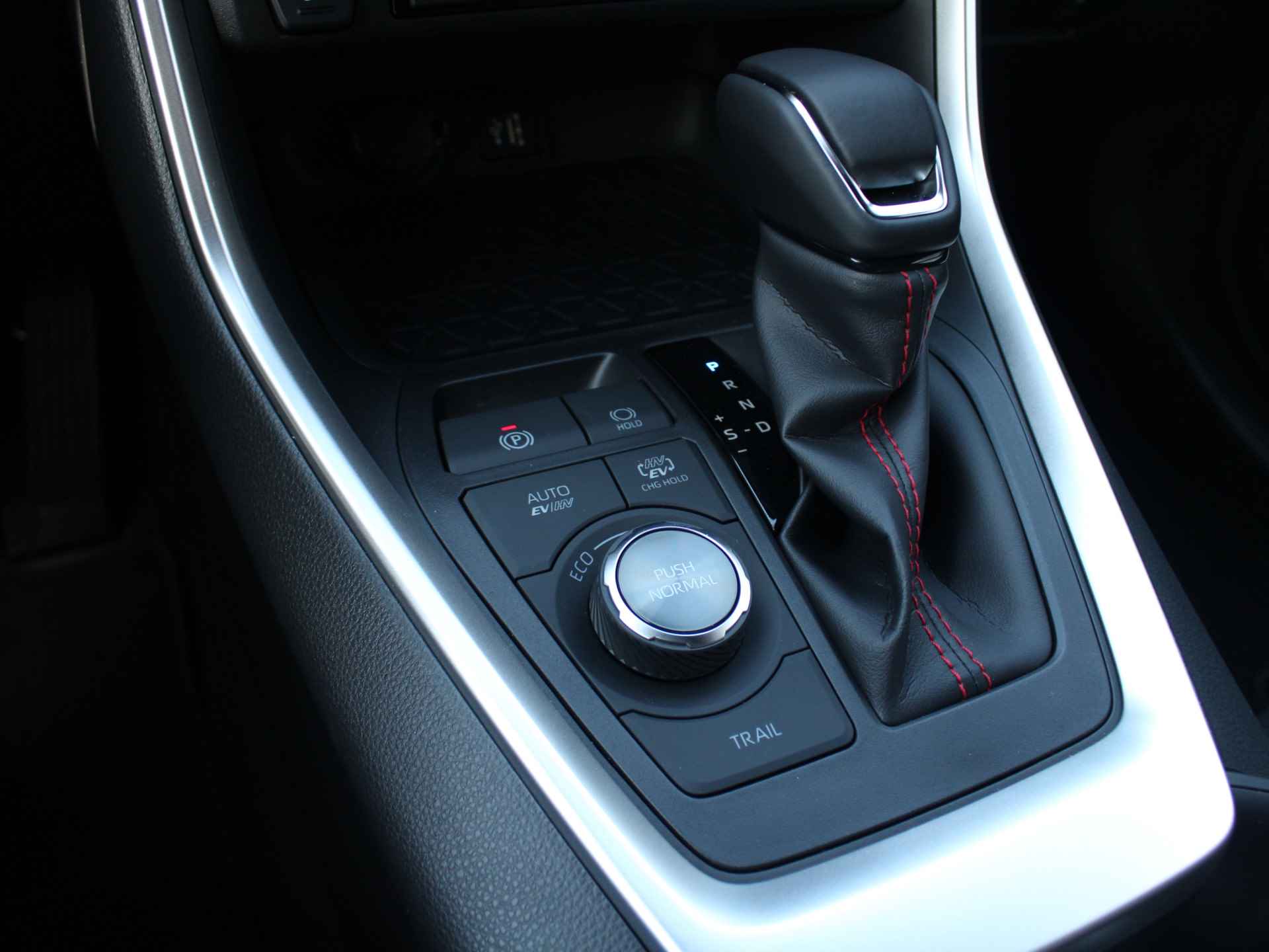 Suzuki Across 2.5 Plug-in Hybrid Style NIEUW 6 JAAR GARANTIE Carplay/Android Auto Draadloos, Keyless Go, Voorstoelen/Stuur Verwarmd, Adaptieve Cruise Control - 20/44