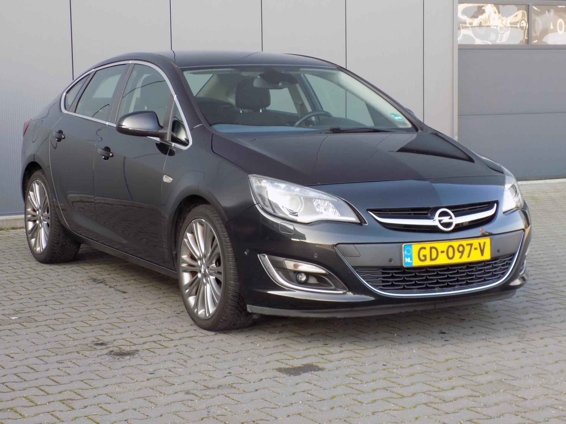 Opel Astra 1.4 Turbo Sport + - 5/15