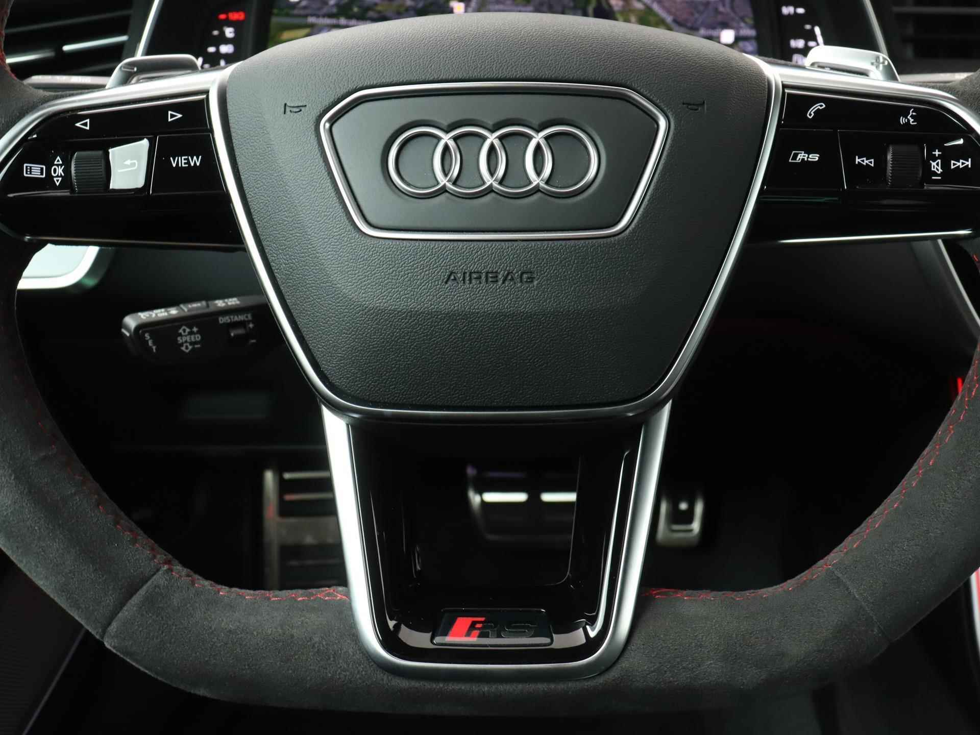 Audi RS6 TFSI quattro 600 PK | Head-up display | Bang & Olufsen Soundsystem | 22 inch lm velgen | RS Dynamic Pakket Plus | RS Design pakket Rood |Optiekpakket Zwart Plus | Panorama dak | RS Sportuitlaat | Keramische remschijven Rood | RS Sportonderstel Plus | Servosluiting deuren | Nu € 36.129,- ACTIEKORTING! | DIRECT LEVERBAAR! | NIEUWE AUTO! | - 19/35