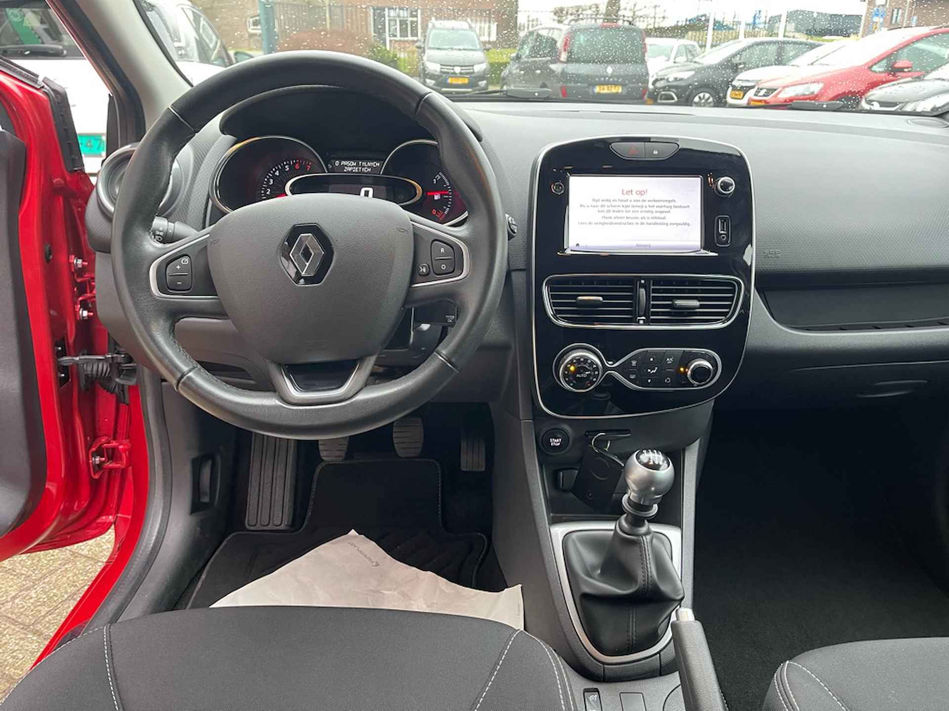 Renault Clio 1.2 TCe Limited, 120pk  Nav, Trekhaak, Clima, Pdc - 13/24