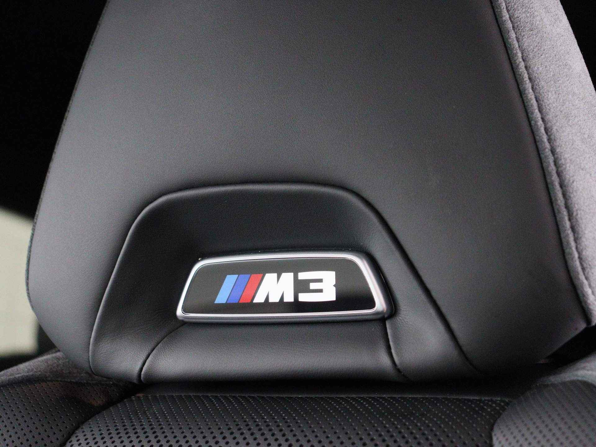 BMW M3 Touring xDrive Competition Individual - 29/29