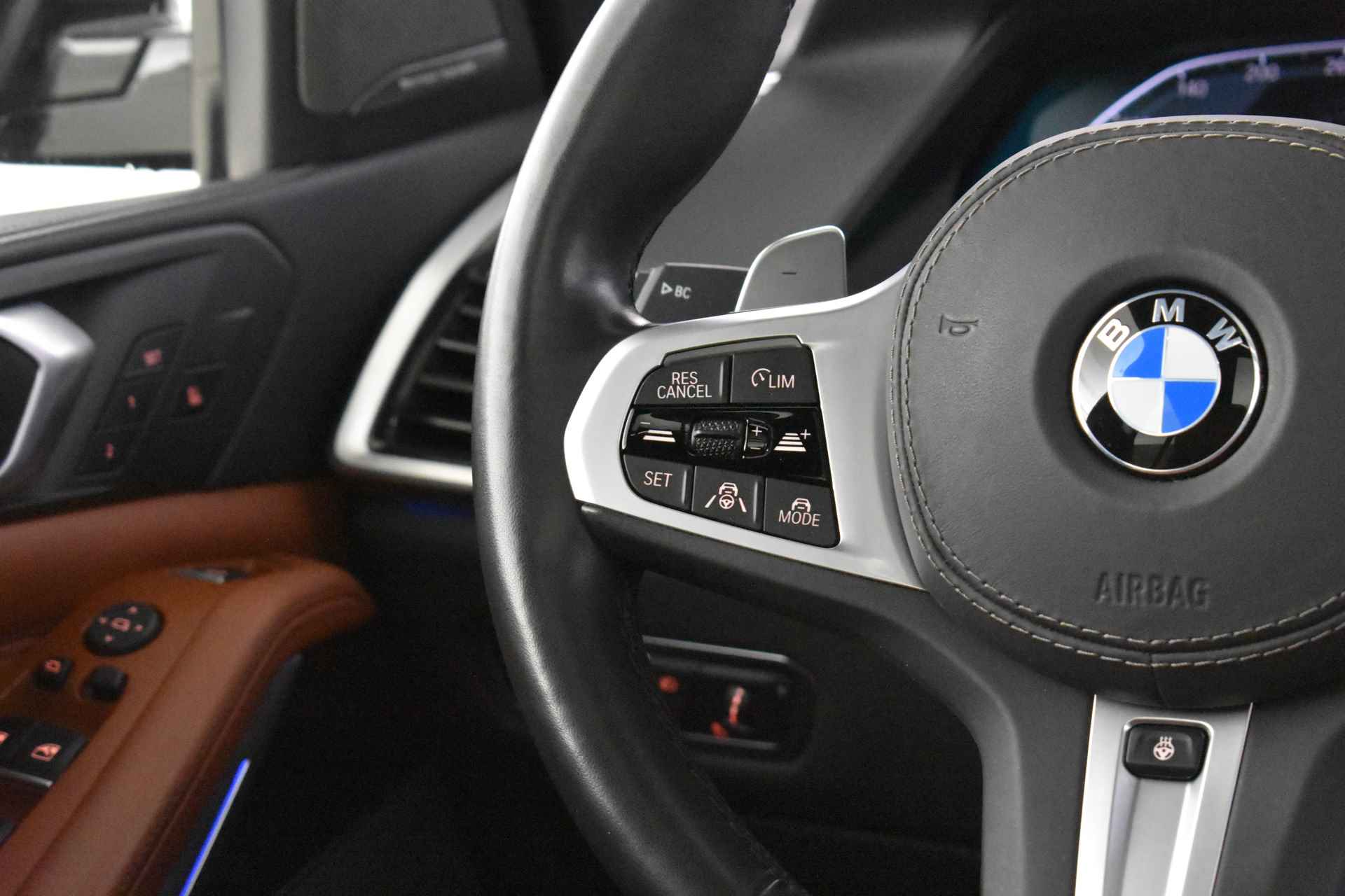 BMW X5 xDrive45e High Executive M Sport Automaat / Panoramadak Sky Lounge / Parking Assistant Plus / Adaptieve LED / Driving Assistant Professional / Adaptief onderstel - 20/60