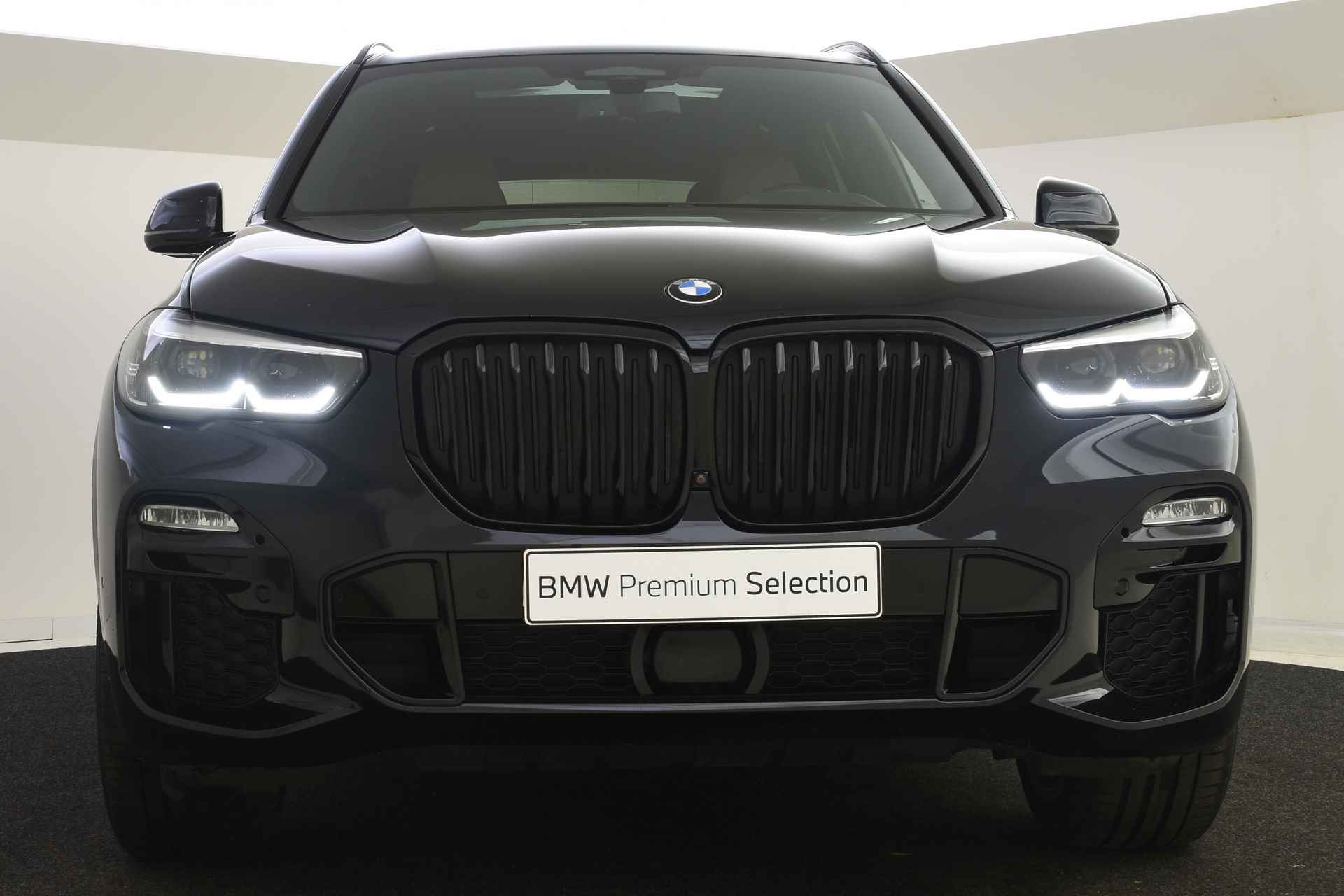 BMW X5 xDrive45e High Executive M Sport Automaat / Panoramadak Sky Lounge / Parking Assistant Plus / Adaptieve LED / Driving Assistant Professional / Adaptief onderstel - 22/60