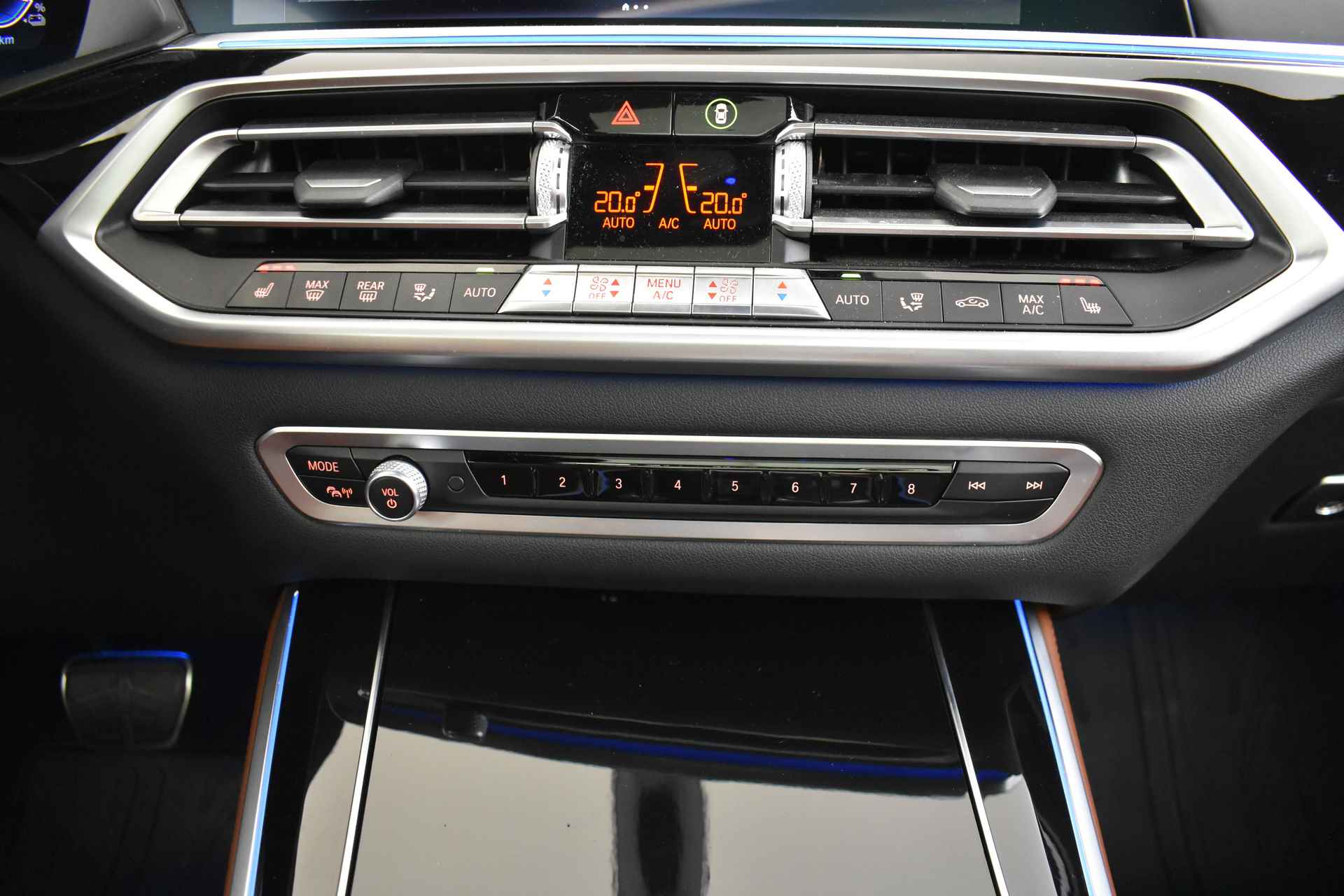 BMW X5 xDrive45e High Executive M Sport Automaat / Panoramadak Sky Lounge / Parking Assistant Plus / Adaptieve LED / Driving Assistant Professional / Adaptief onderstel - 28/60
