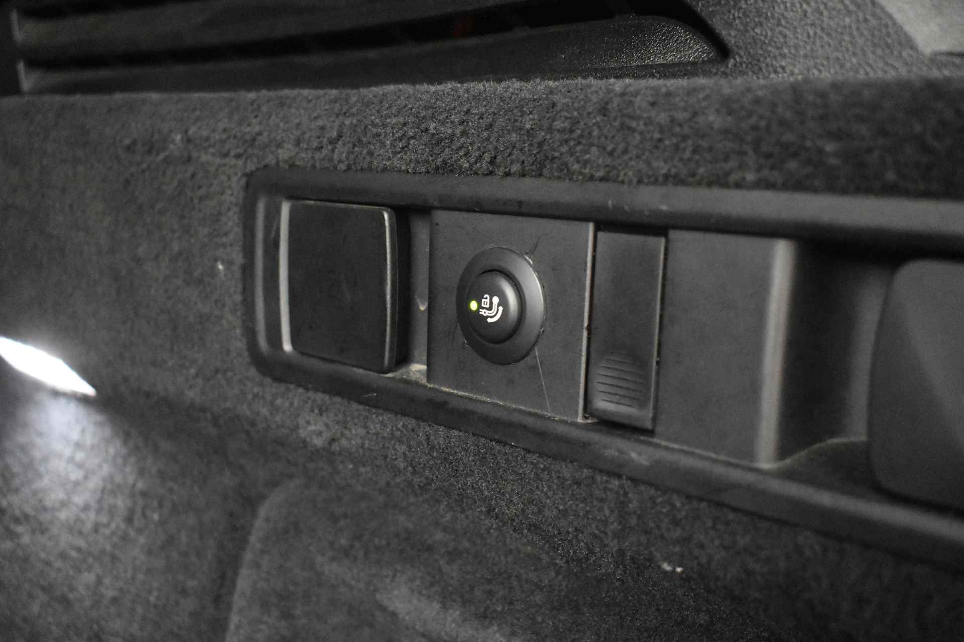 BMW X5 xDrive45e High Executive M Sport Automaat / Panoramadak Sky Lounge / Parking Assistant Plus / Adaptieve LED / Driving Assistant Professional / Adaptief onderstel - 59/60