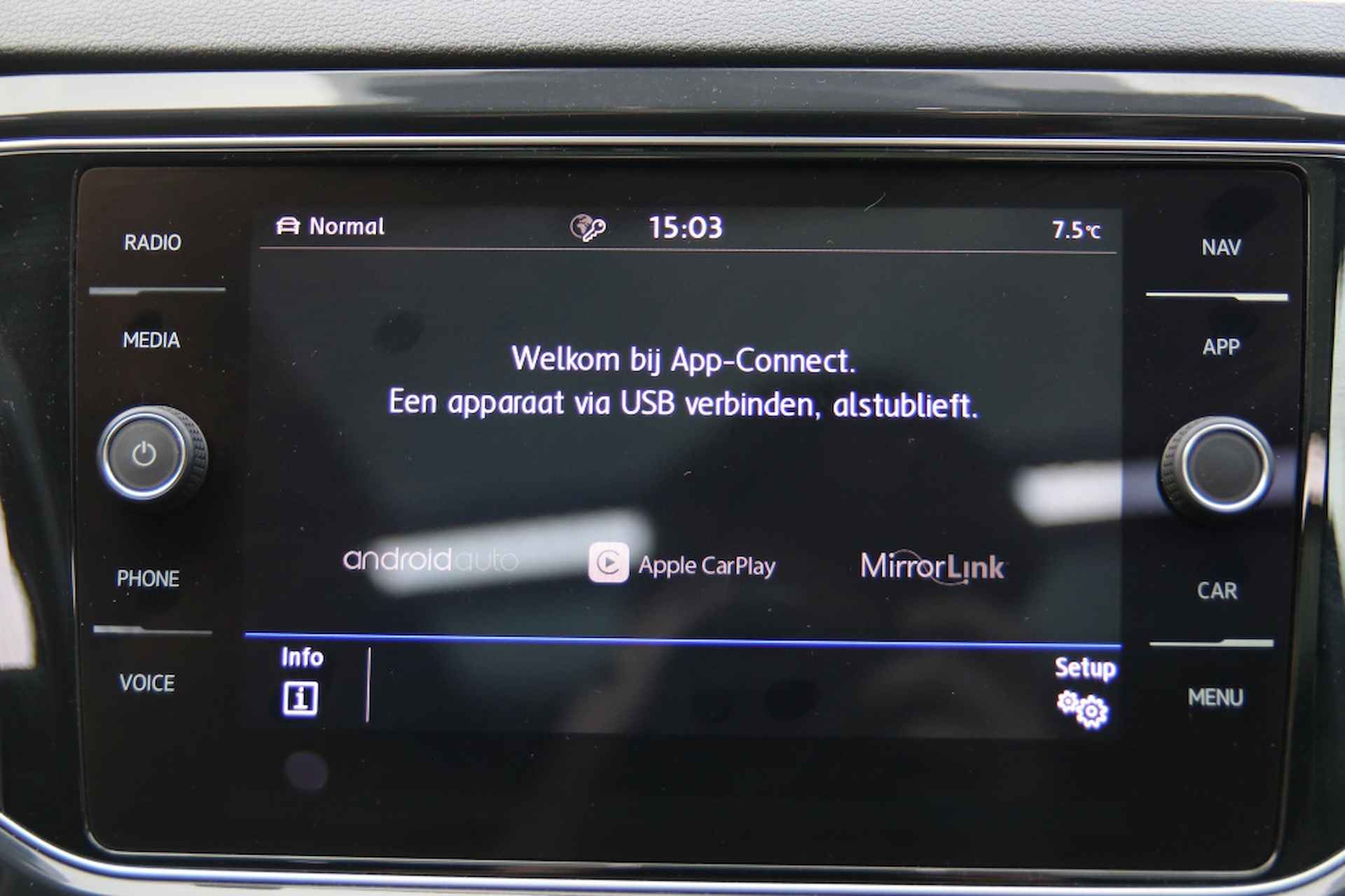 Volkswagen T-Roc 2.0 TSI 4Motion Sp. | Apple carplay | Set Winterwielen | Sensore - 12/33