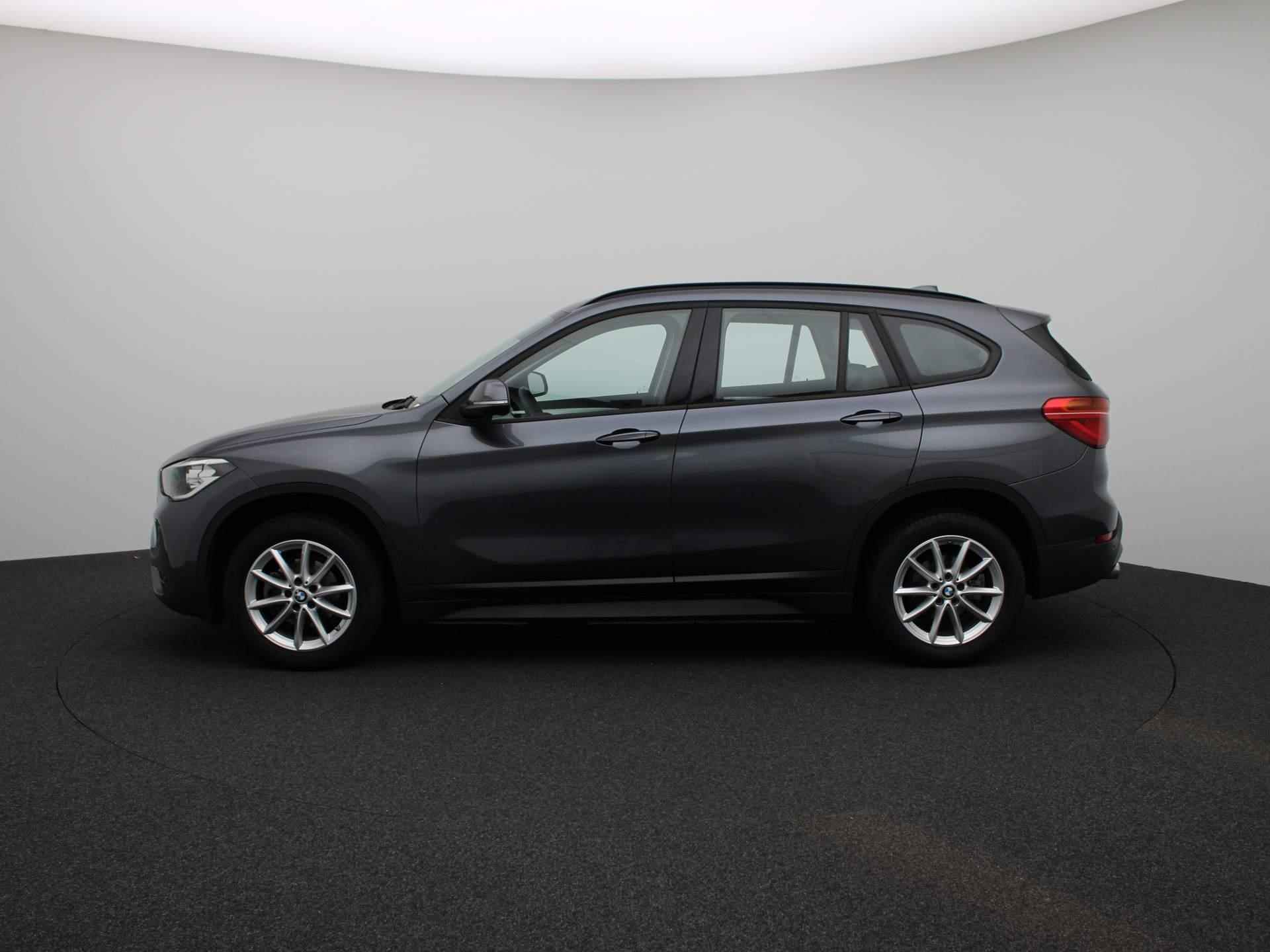 BMW X1 sDrive16d Executive | APPLE CARPLAY | AUTOMAAT | LEDER | NAVIGATIE | CLIMATE CONTROL | ELEKTRISCHE ACHTERKLEP | CRUISE CONTROL | - 6/38