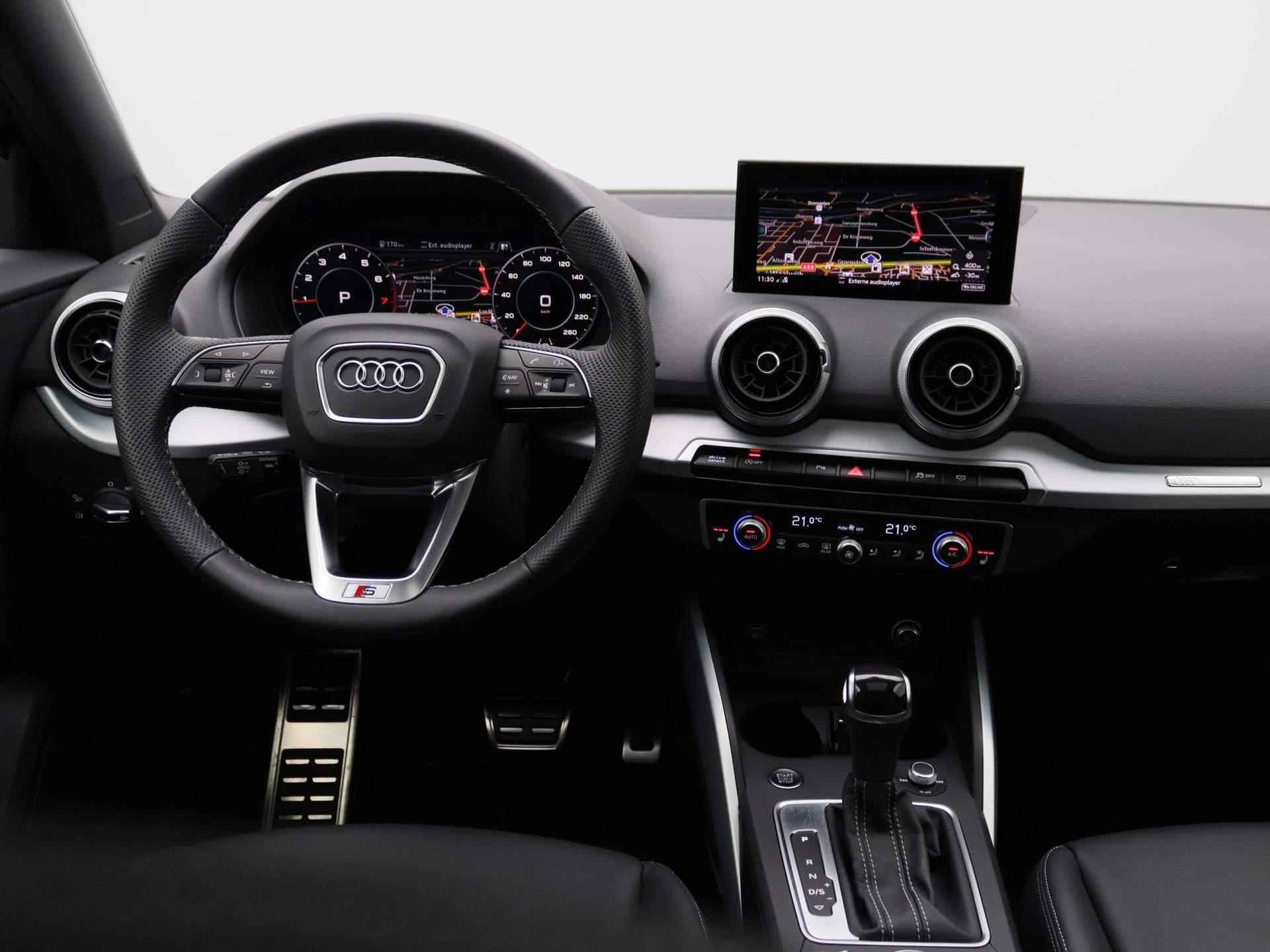 Audi Q2 35 TFSI S Edition 150 PK | S-line exterieur | S-line interieur | Automaat | Camera | Navigatie | Panoramadak | Adaptive Cruise Control | Stoelverwarming | Apple Carplay | Android Auto | Lichtmetalen velgen | Climate Control | SONOS Premium | Fabrieksgarantie | - 8/48