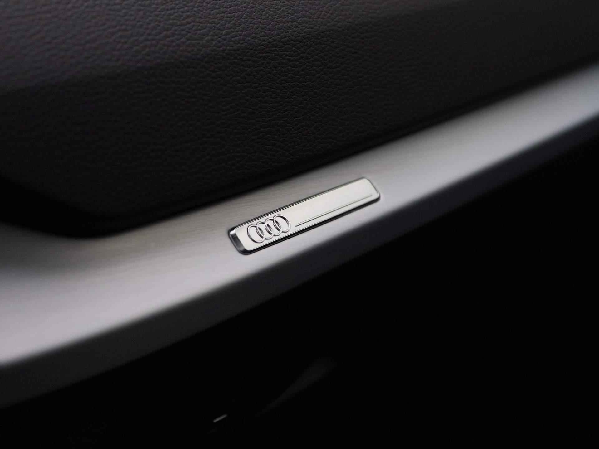 Audi Q2 35 TFSI S Edition 150 PK | S-line exterieur | S-line interieur | Automaat | Camera | Navigatie | Panoramadak | Adaptive Cruise Control | Stoelverwarming | Apple Carplay | Android Auto | Lichtmetalen velgen | Climate Control | SONOS Premium | Fabrieksgarantie | - 32/48