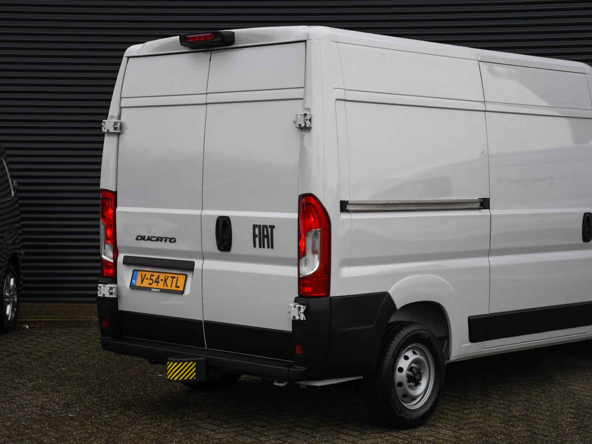 Fiat Ducato GB L2H1 2.2 MultiJet 140pk TREKHAAK | DAB | CAMERA | CRUISE.C | NAVI | APPLE-CARPLAY - 5/27