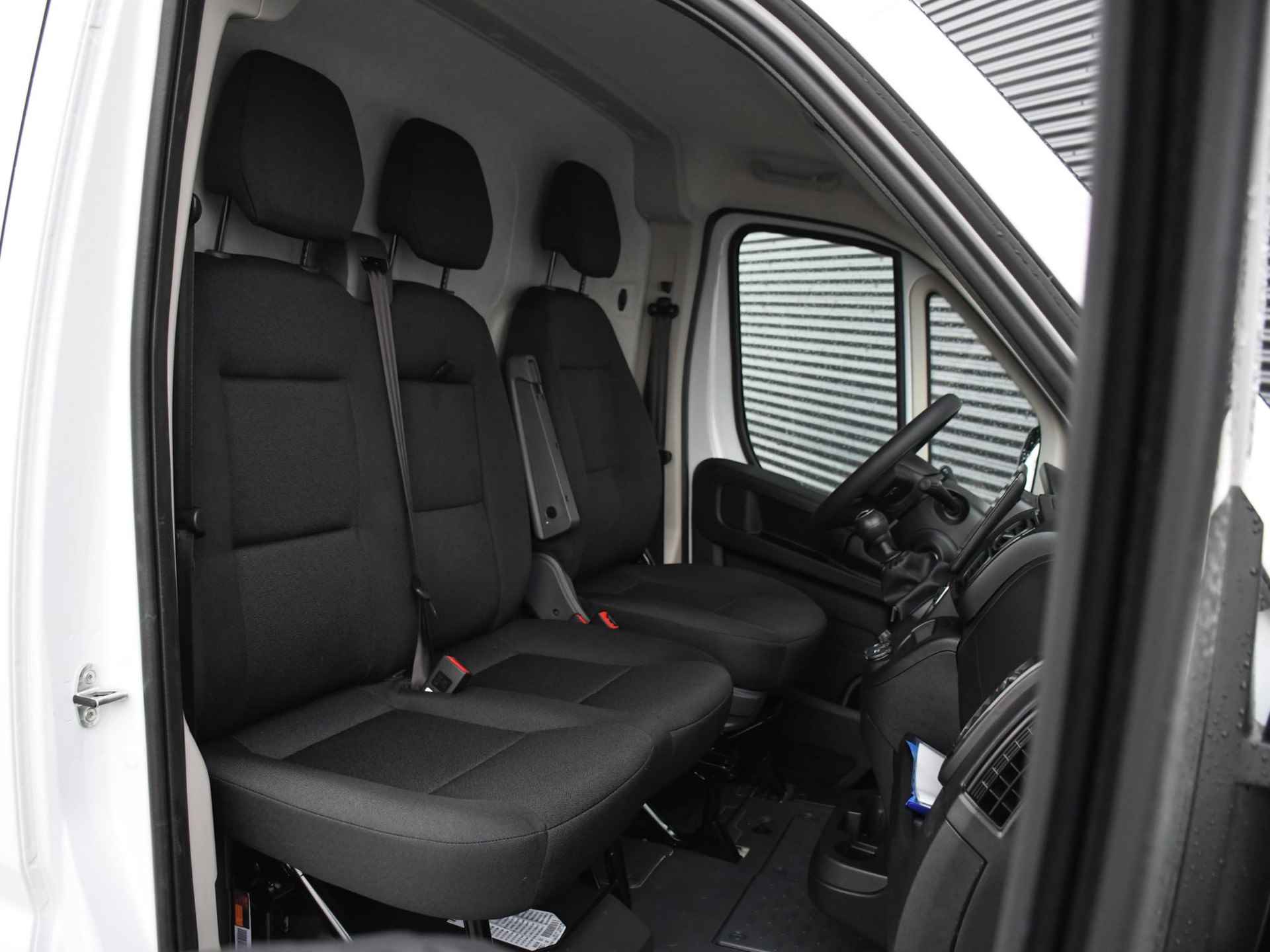 Fiat Ducato GB L2H1 2.2 MultiJet 140pk TREKHAAK | DAB | CAMERA | CRUISE.C | NAVI | APPLE-CARPLAY - 8/27