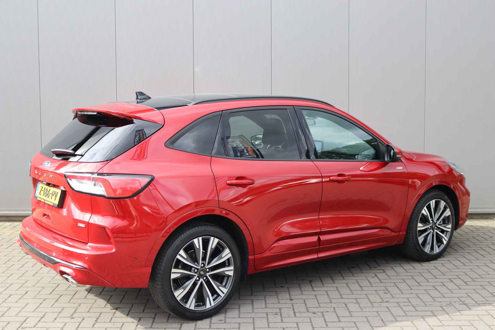 Ford Kuga 2.5 PHEV ST-Line X Elektr-Achterklep/Open-dak/Winter-pack/Adaptive-cruise - 4/33