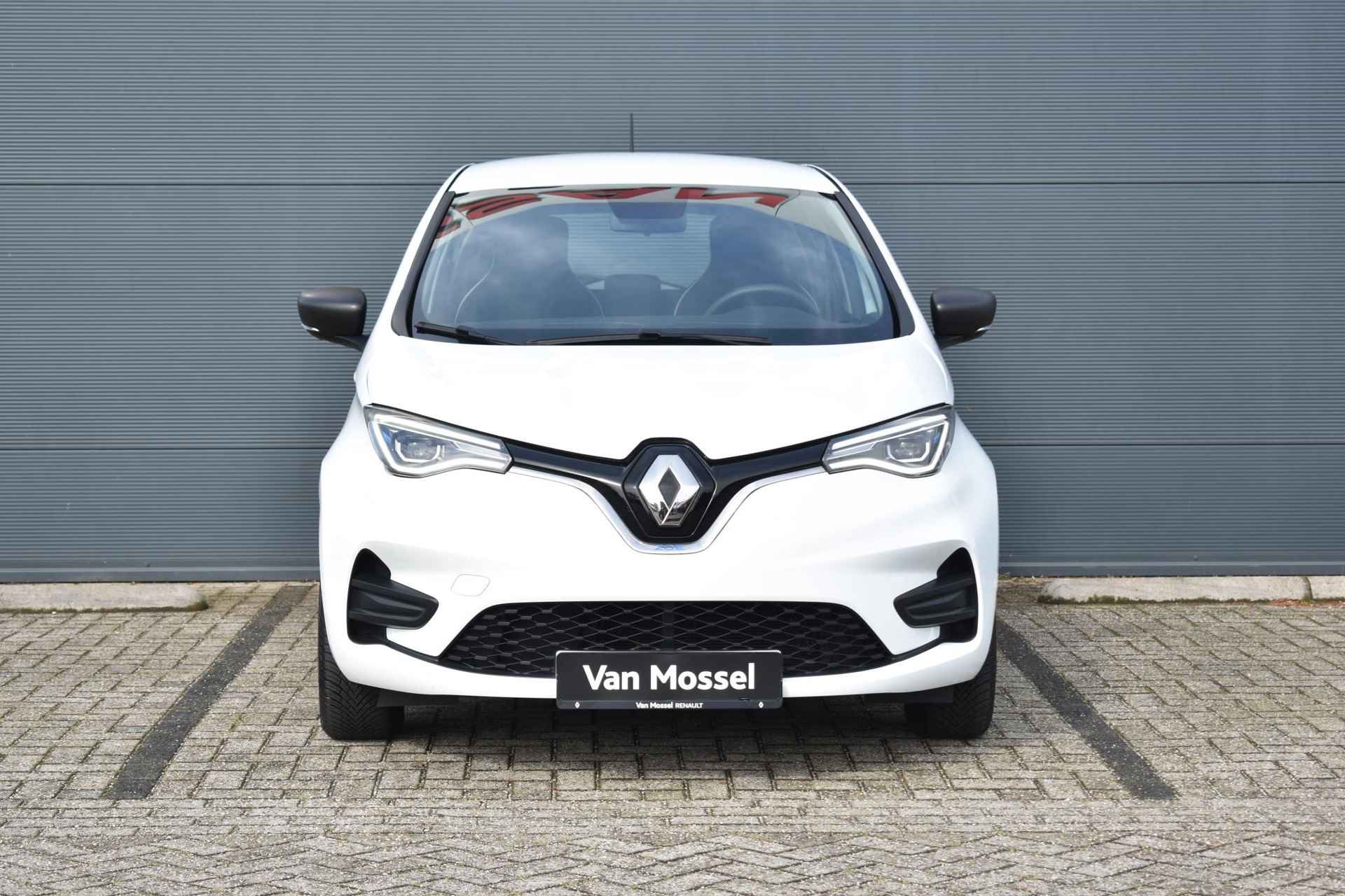 Renault ZOE R110 Life 52 kWh 108pk | KOOP ACCU | DC LADER | BTW | Navigatie | Parkeersensoren achter | Warmtepomp - 3/36