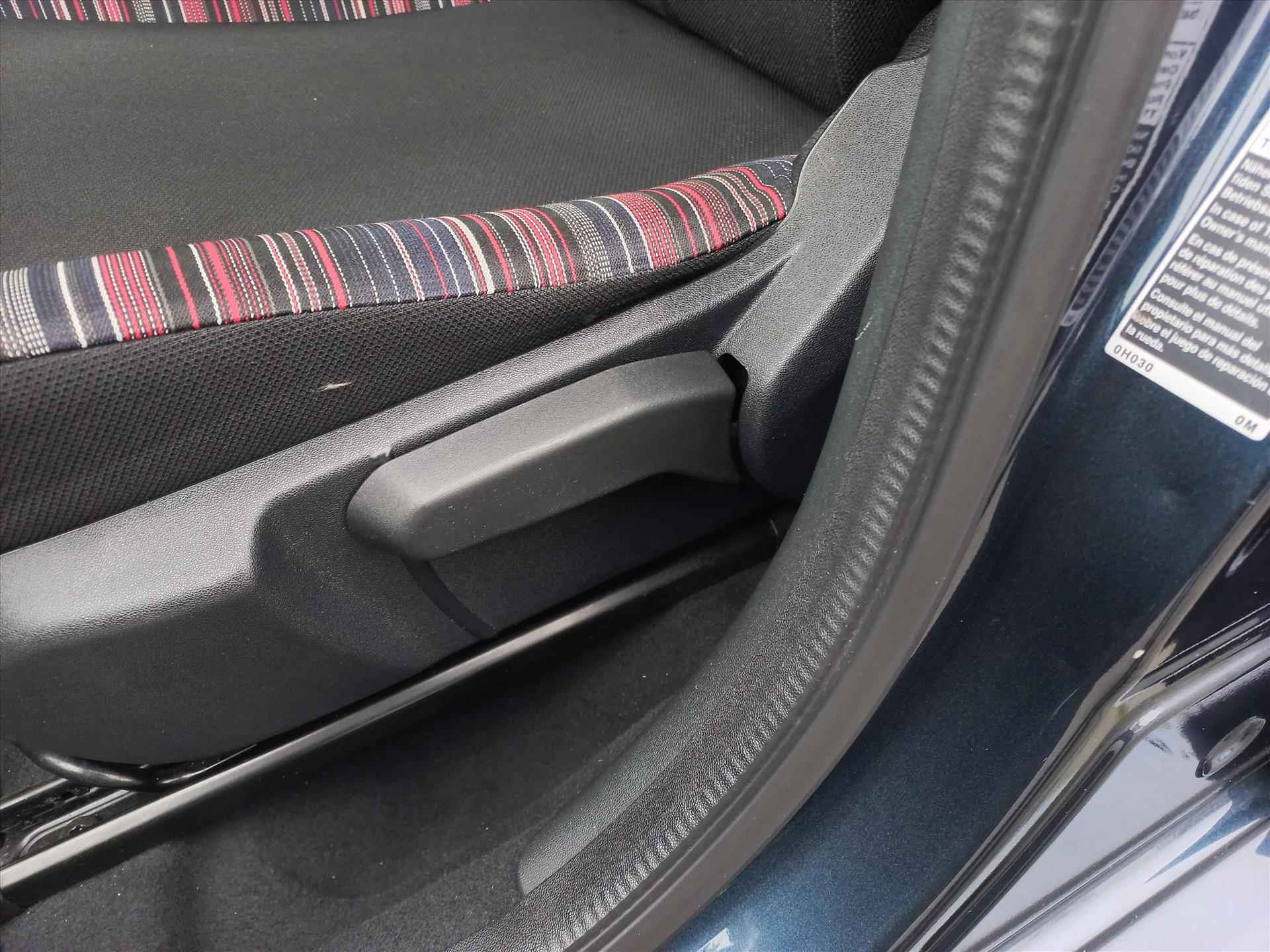 Citroen C1 1.0 5drs Feel | Airconditioning | Bleutooth | Speedlimiter | Isofix bevestigingspunten | goed onderhouden - 11/33