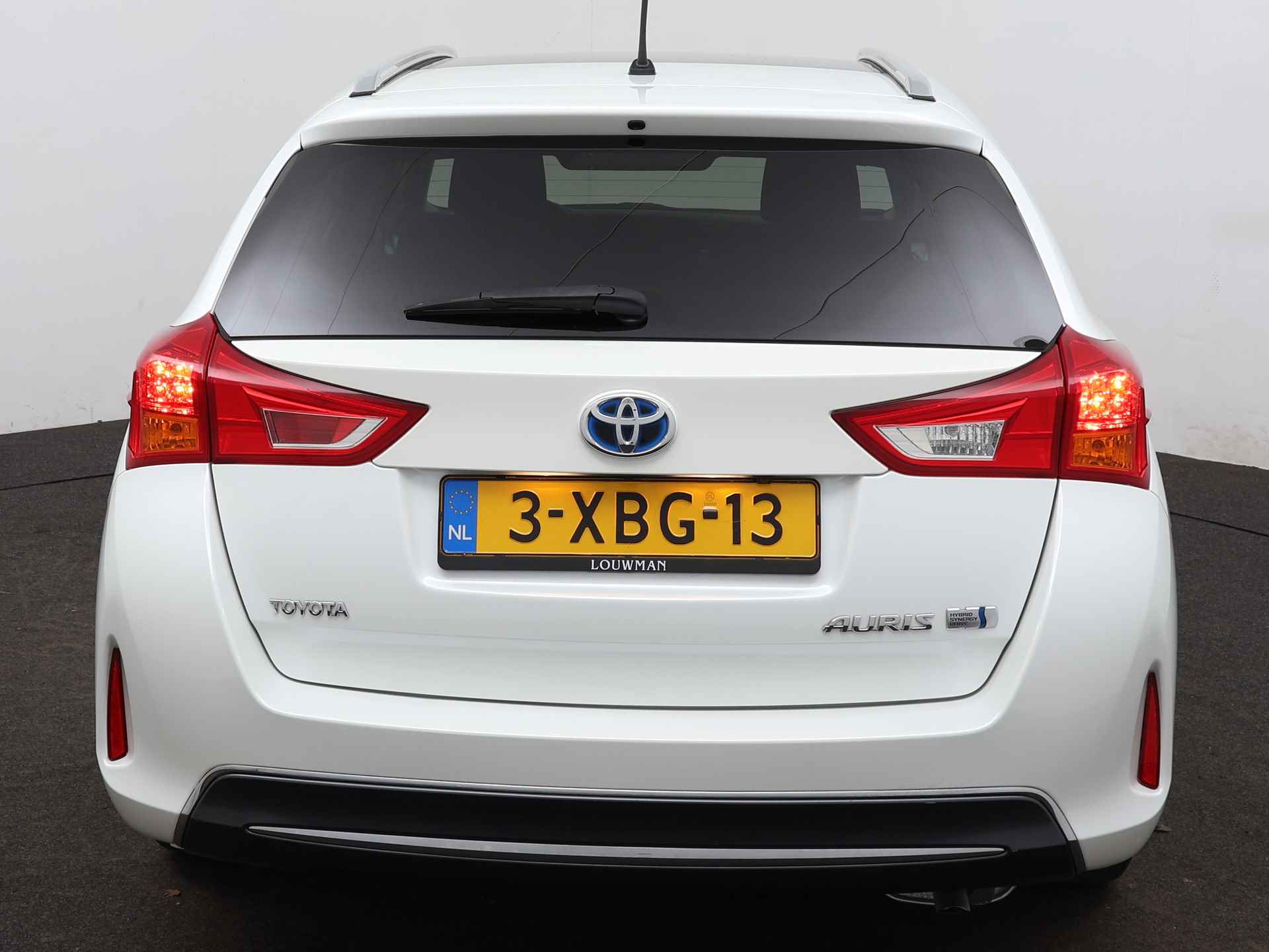 Toyota Auris Touring Sports 1.8 Hybrid Lease | Panoramadak | Navigatie | - 29/47