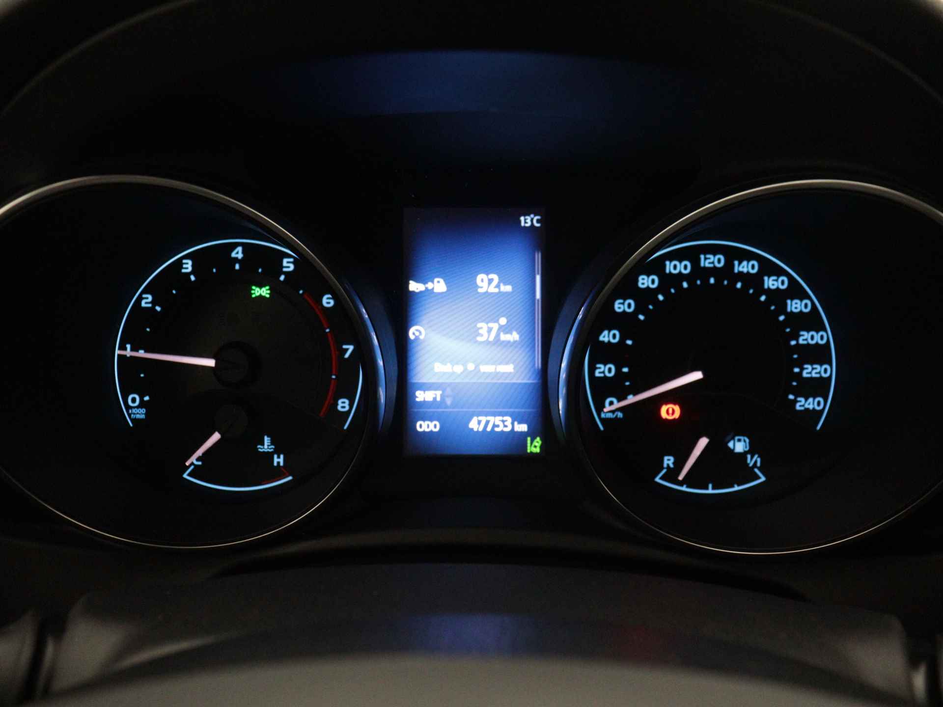 Toyota Auris 1.2T Aspiration | Navigatie | Camera | LM velgen | Trekhaak | Climate Control | - 7/44