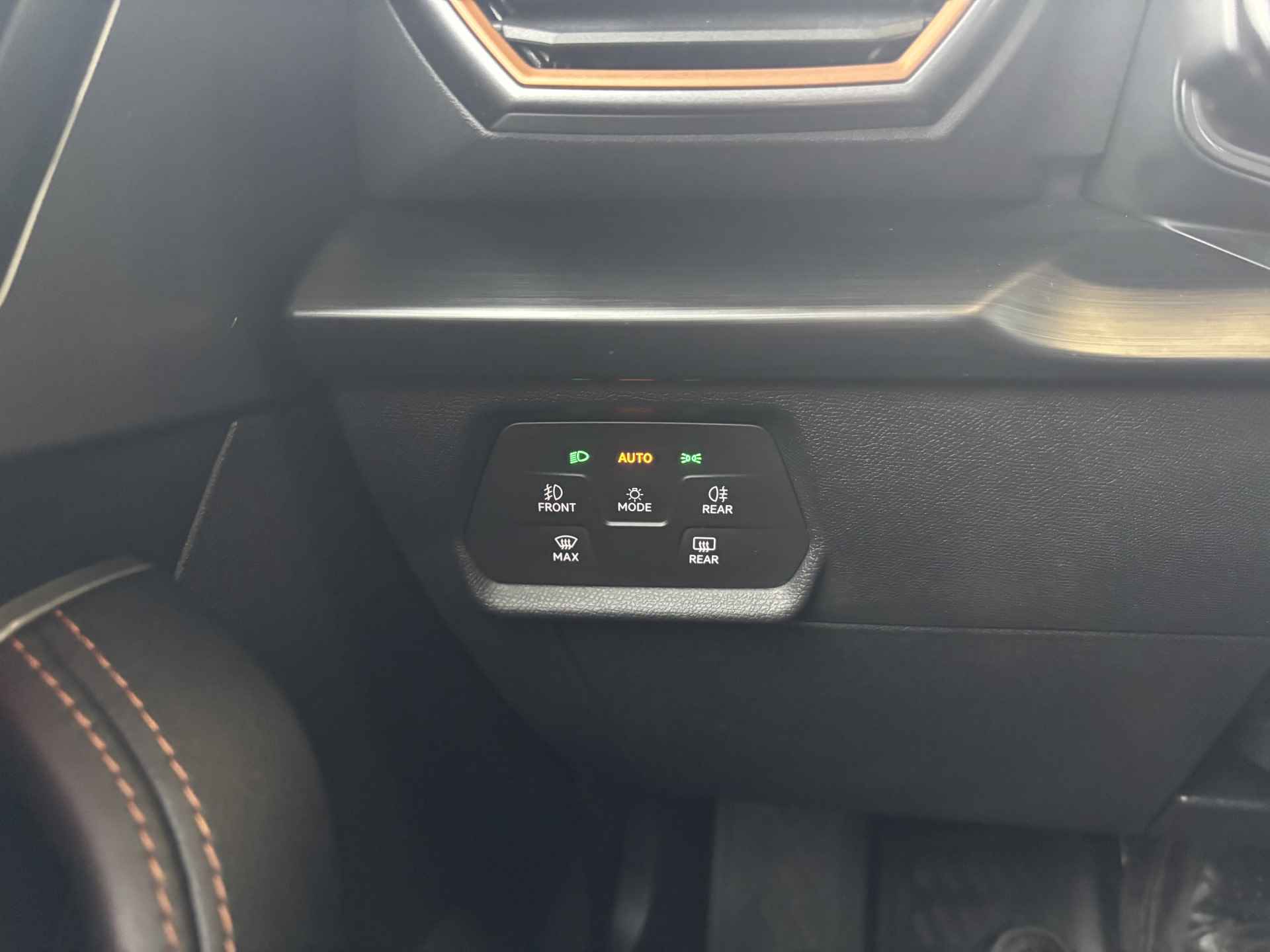 CUPRA Formentor 1.4 e-Hybrid VZ Performance Achteruitrijcamera / Memory Seat / stoel & stuurverwarming / Adaptive Cruise Control / 19 Inch - 28/31