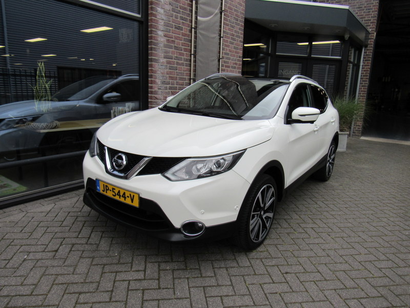 Nissan Qashqai 1.6 163pk DIG-T Tekna Stoel/voorruit Verwarming/Pano/ 360 camera 1500 kg trekgewicht