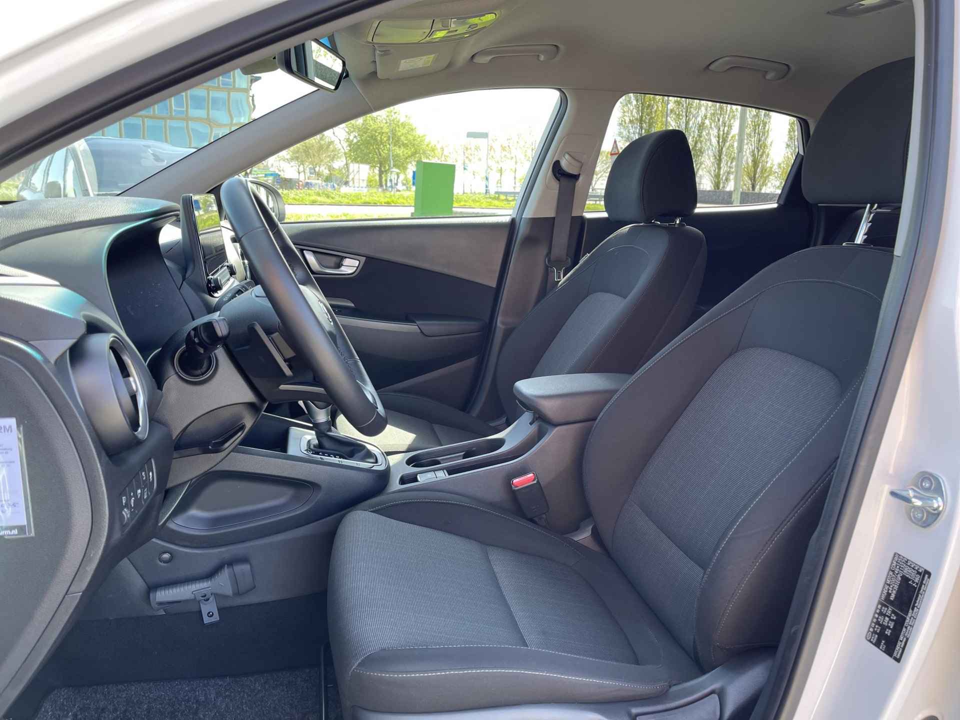 Hyundai Kona 1.6 GDI HEV Fashion | Navigatie | Camera | Apple Carplay/Android Auto | Head-Up Display | Premium Audio | Adapt. Cruise Control | Dodehoek Detectie | Rijklaarprijs! - 9/28