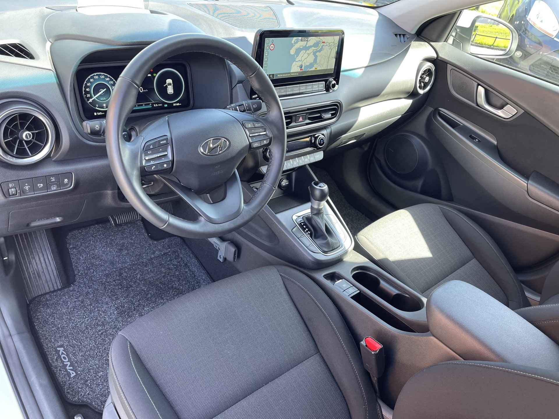Hyundai Kona 1.6 GDI HEV Fashion | Navigatie | Camera | Apple Carplay/Android Auto | Head-Up Display | Premium Audio | Adapt. Cruise Control | Dodehoek Detectie | Rijklaarprijs! - 10/28
