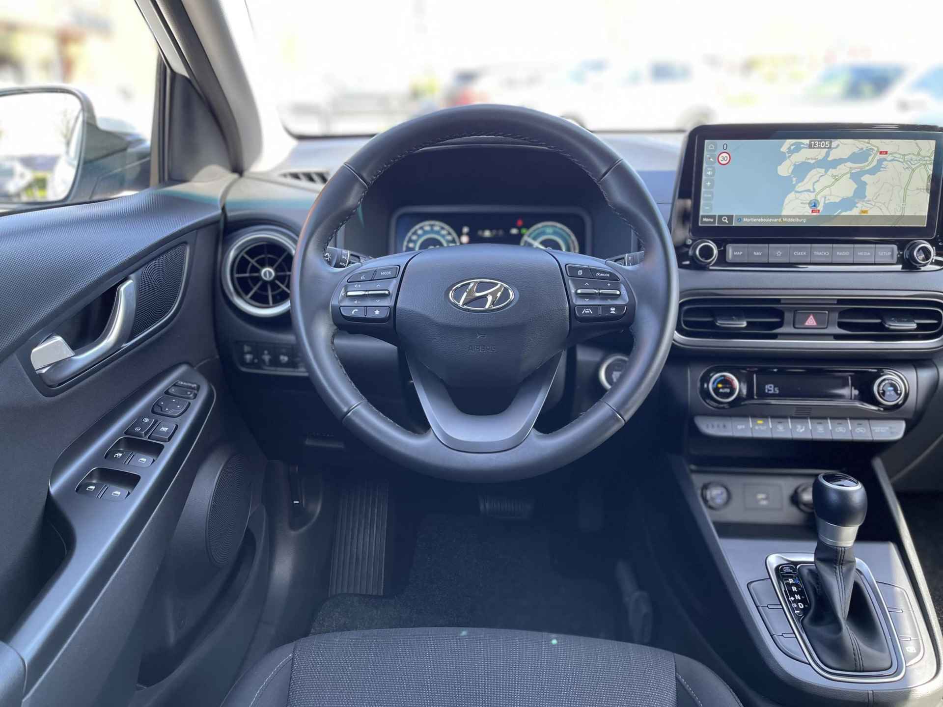 Hyundai Kona 1.6 GDI HEV Fashion | Navigatie | Camera | Apple Carplay/Android Auto | Head-Up Display | Premium Audio | Adapt. Cruise Control | Dodehoek Detectie | Rijklaarprijs! - 14/28