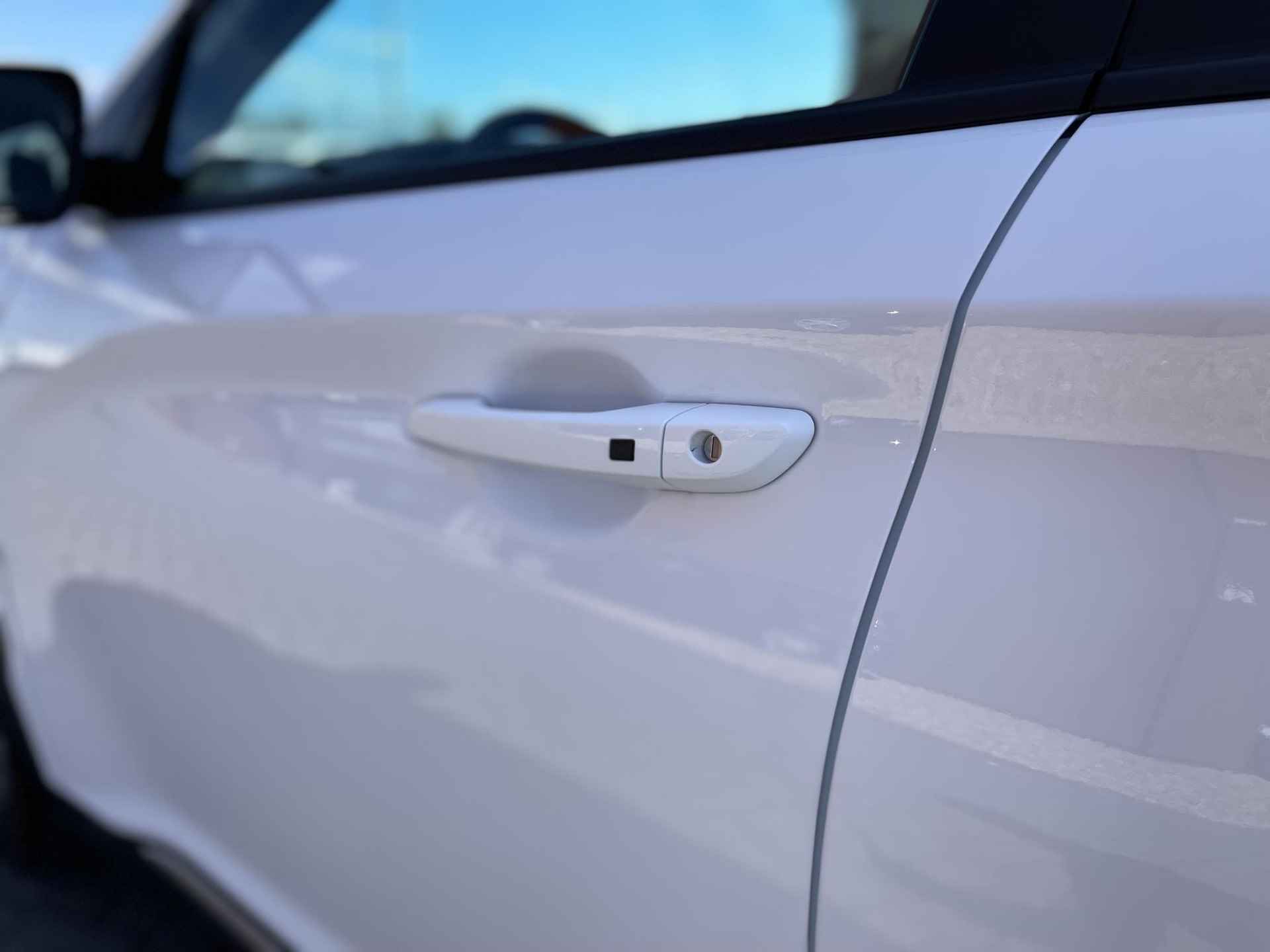 Hyundai Kona 1.6 GDI HEV Fashion | Navigatie | Camera | Apple Carplay/Android Auto | Head-Up Display | Premium Audio | Adapt. Cruise Control | Dodehoek Detectie | Rijklaarprijs! - 21/28