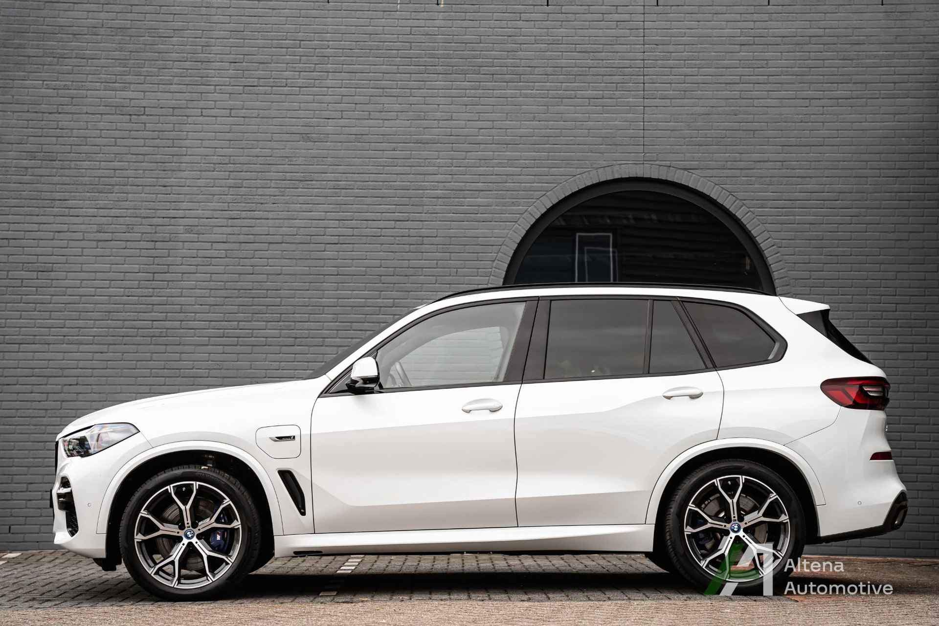 BMW X5 xDrive45e High Executive - 51/51