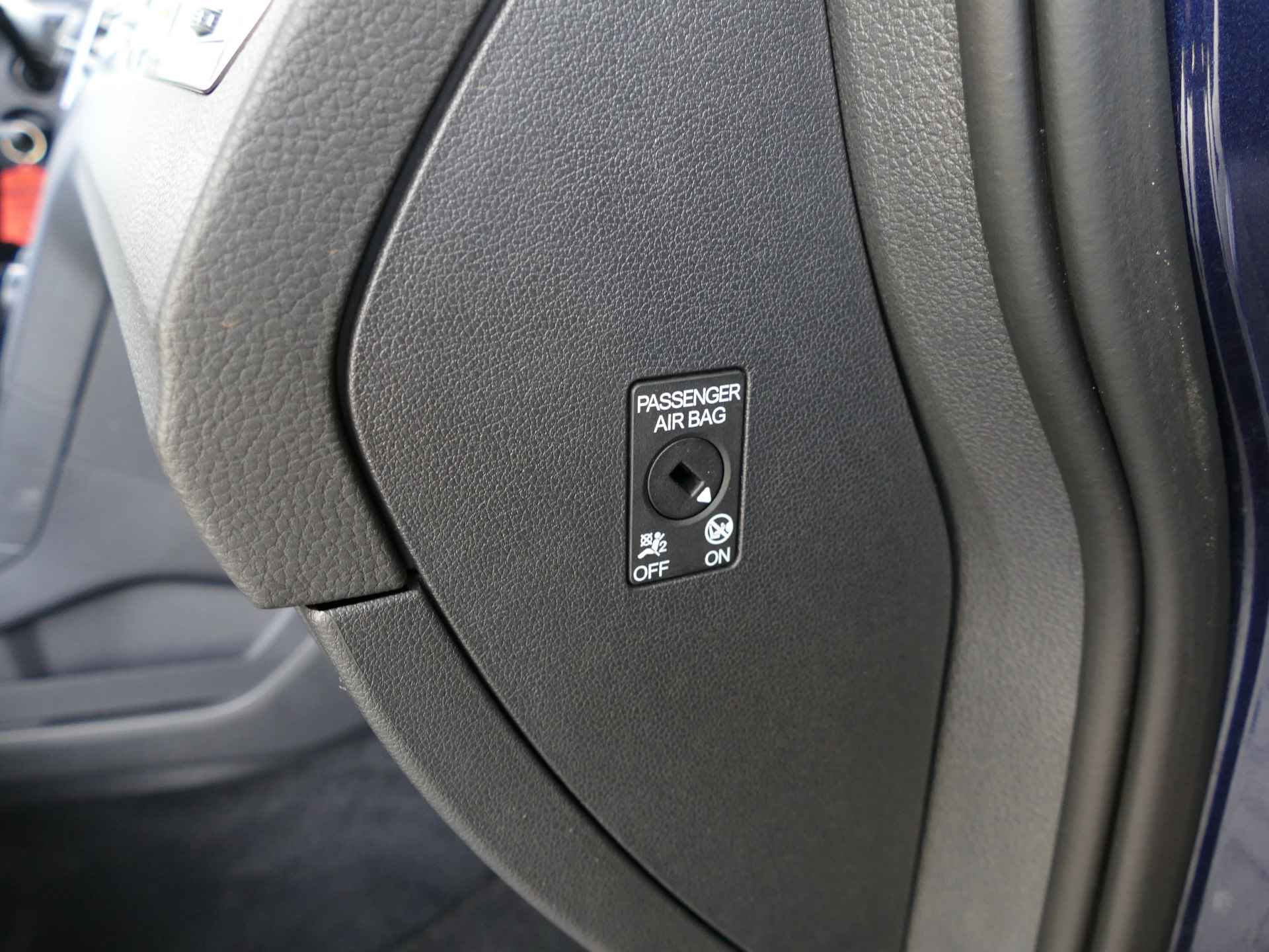 Volkswagen Golf Sportsvan 1.0 TSI 115 pk | trekhaak | parkeersensoren | airco | 100% onderhouden - 34/42