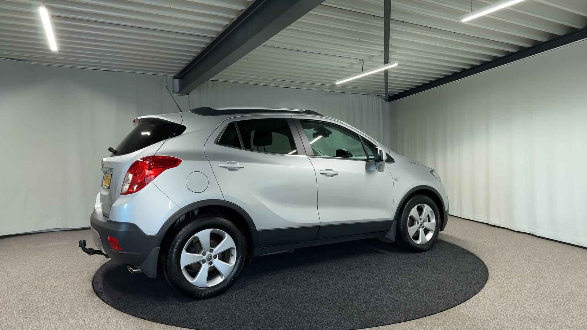 Opel Mokka 1.4 T Cosmo - 9/38