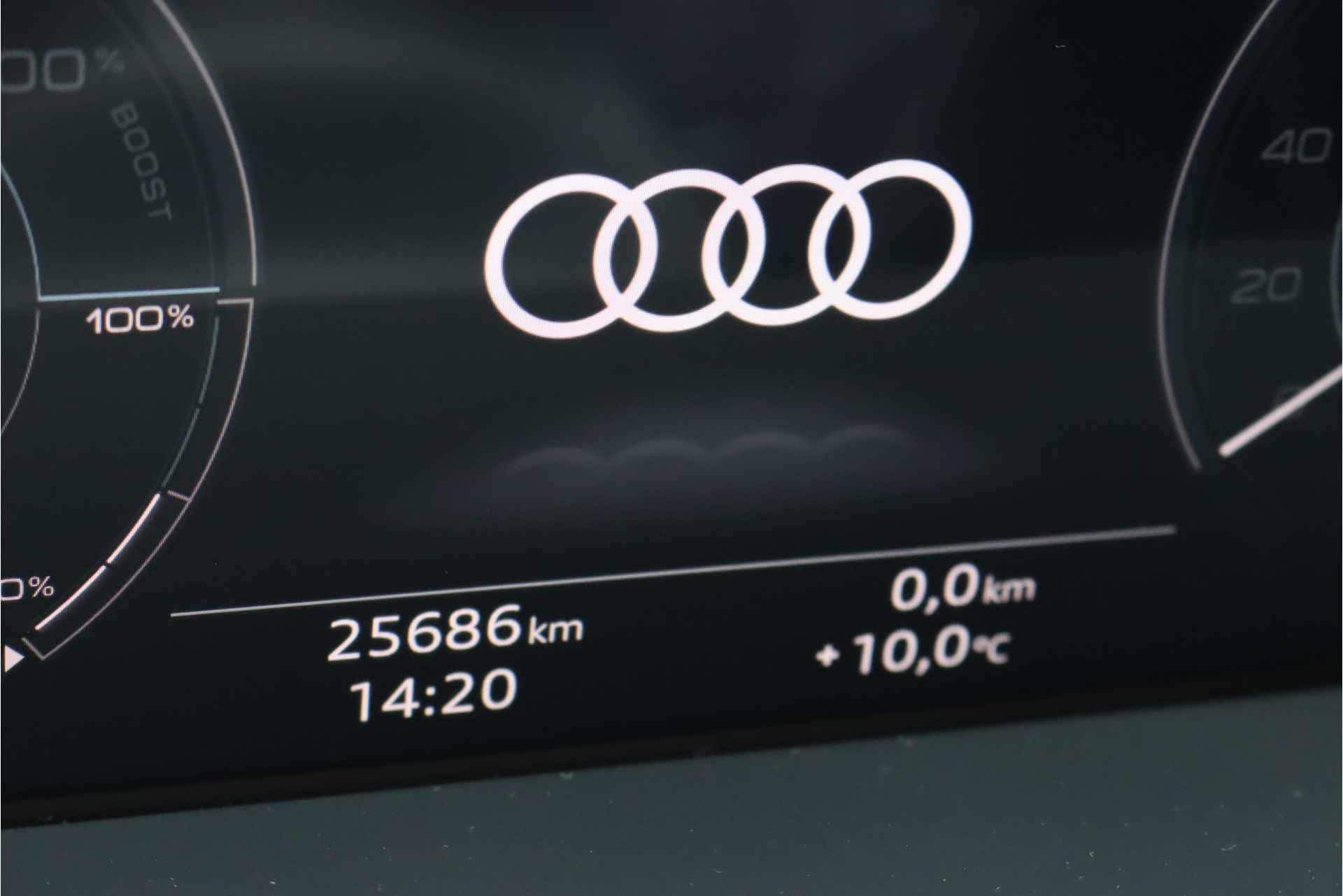 Audi e-tron 55 Quattro Advanced edition 95 kWh, Luchtvering, MMI Navigation Plus, Memory, Camera, Keyless Go, Voorklimatisering, Lane Depature Warning, Parkeerhulp Plus, Cruise Control, DAB, Stoelverwarming, Etc. - 15/34