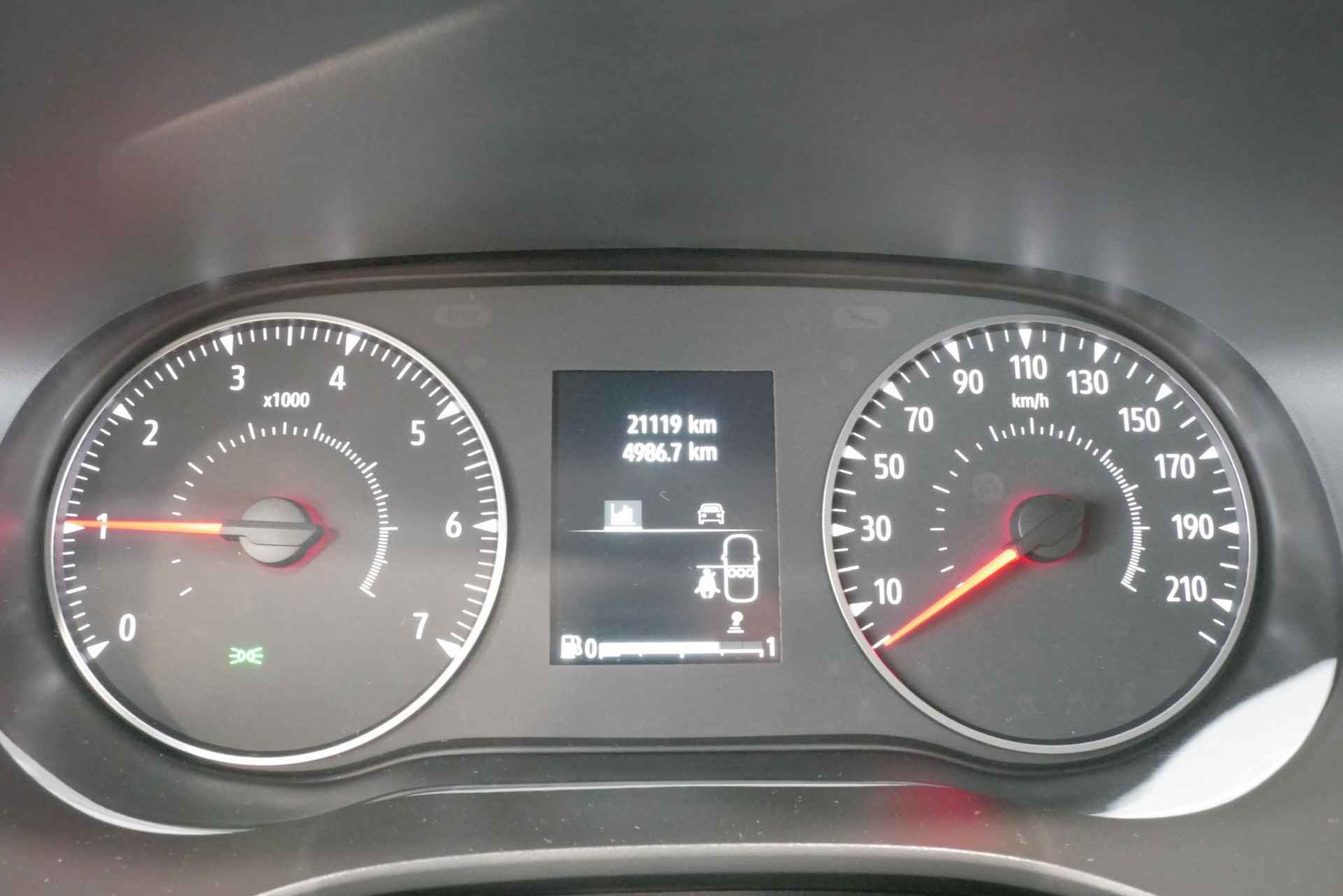 Dacia Jogger 1.0 TCe 110 Extreme 7p. *Navigatie+Camera/Climate*Parkeersensoren/LM.Velgen*Stoelverwarming/IN NIEUW STAAT! - 39/41