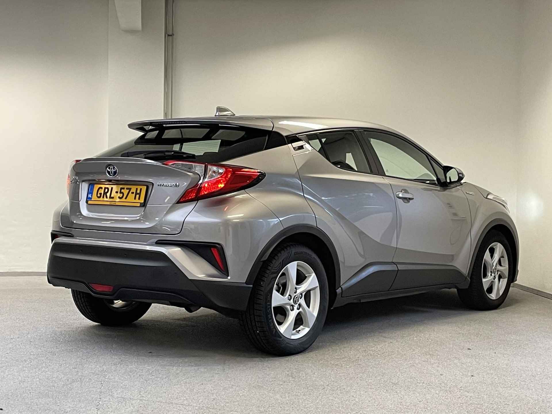 Toyota C-HR 1.8 Hybrid Active | CAMERA | NAVI | CLIMA | PDC | - 3/36