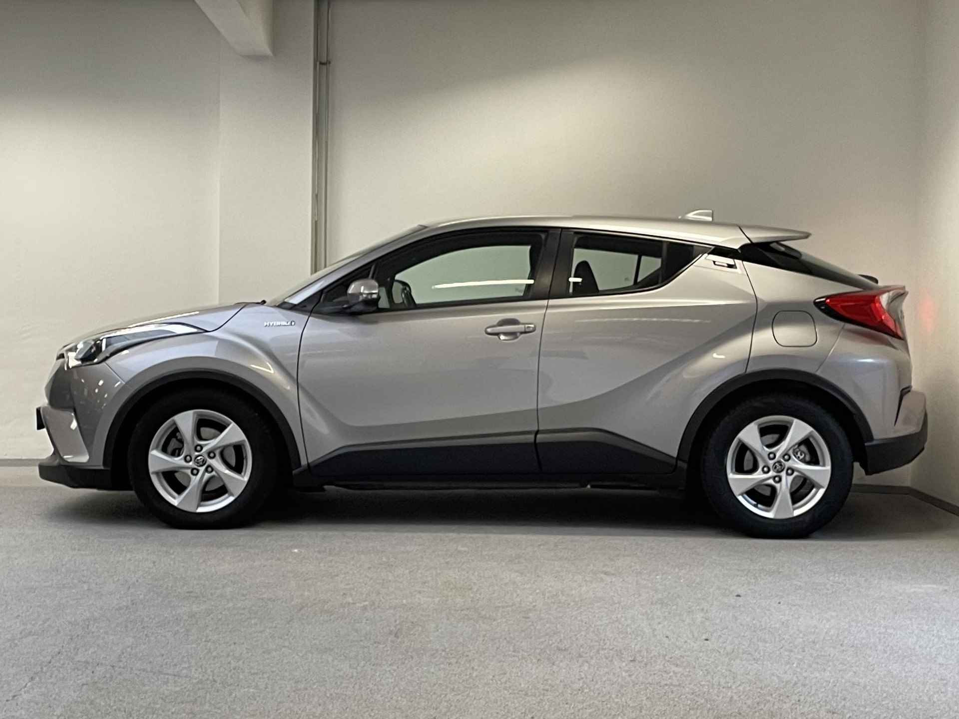 Toyota C-HR 1.8 Hybrid Active | CAMERA | NAVI | CLIMA | PDC | - 10/36