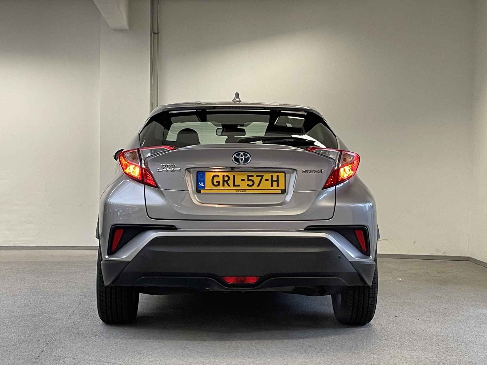 Toyota C-HR 1.8 Hybrid Active | CAMERA | NAVI | CLIMA | PDC | - 12/36