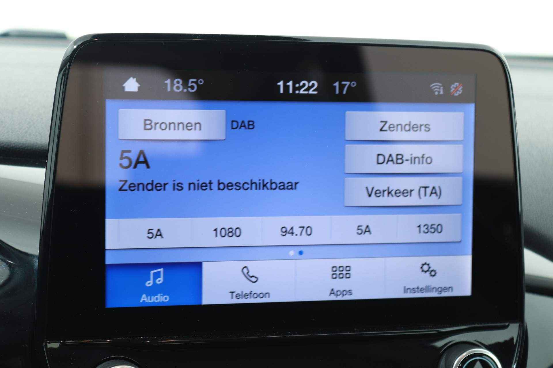 Ford Fiesta 1.0 ECOBOOST 125PK HYBRID TITANIUM | Carplay | Clima | Voorruitverwarming - 36/47