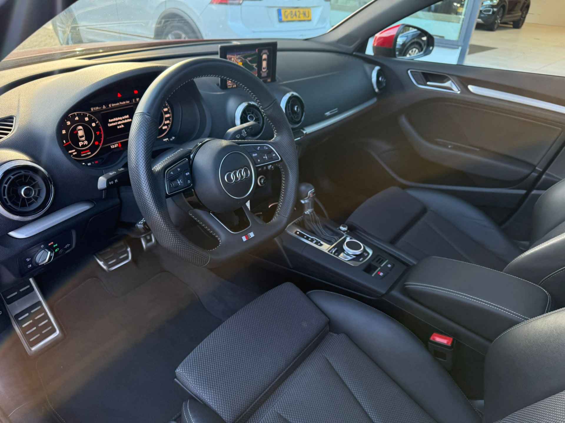 Audi A3 Limousine 35 TFSI CoD Advance Sport /AUT/ Metallic/ Digitale Cockpit/  /Do glas/ Led/ Panoramadak/ S line Int. + Ext./ Clima/ Navi/ Parkeersensor V. + A. / 18 lmv - 8/36