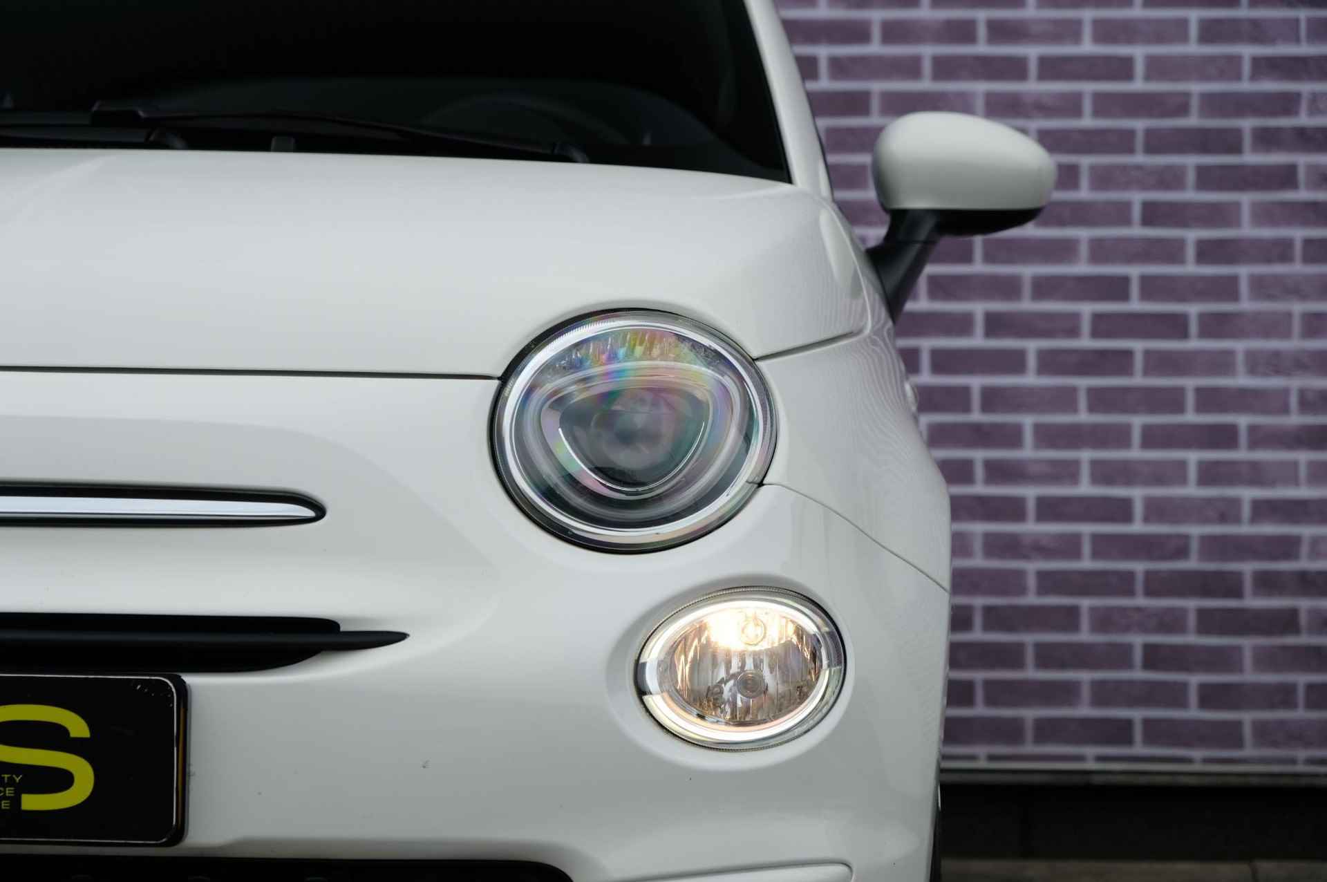 Fiat 500 1.0 Hybrid Club | Cruise/Climate Control | Parkeersensoren | Apple CarPlay & Android Auto | Multifunctioneel stuurwiel | Regen Sensor - 15/29