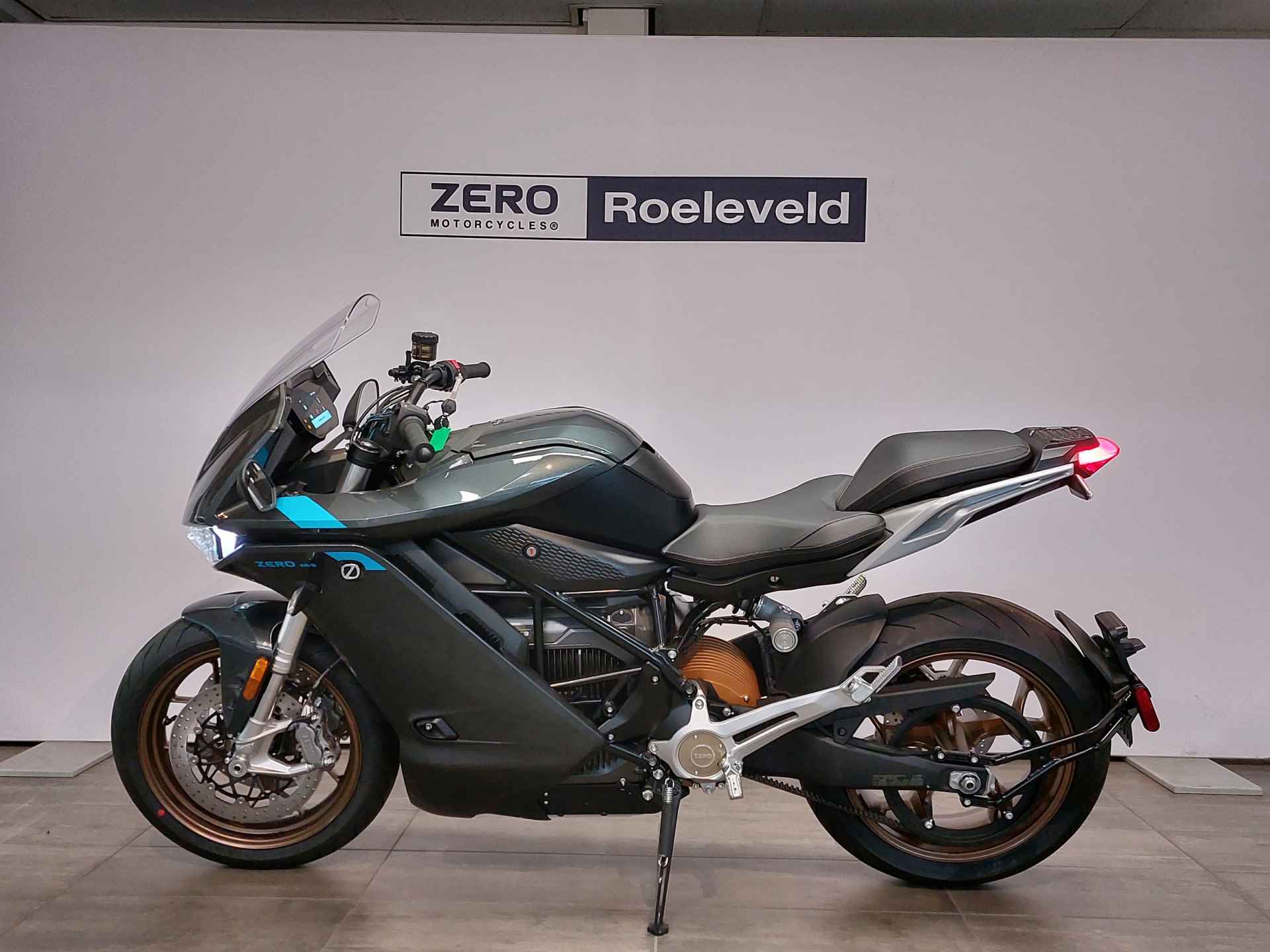 Zero Motorcycles SR/S ZF 17.3 - 1/11