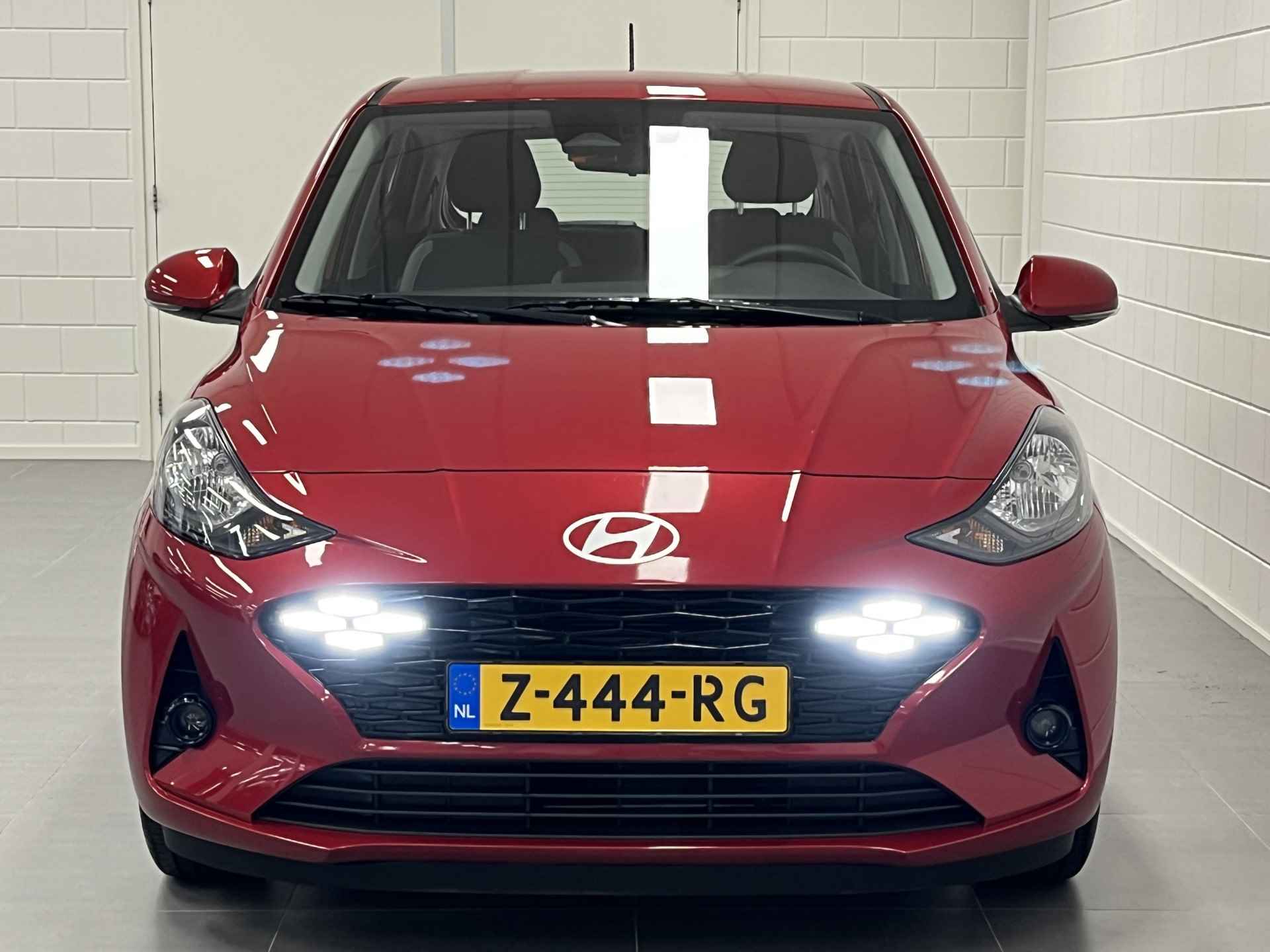 Hyundai i10 1.0 Comfort Smart NAVIGATIE | PARKEERCAMERA | AIRCO | LEUKE AUTO! - 39/42