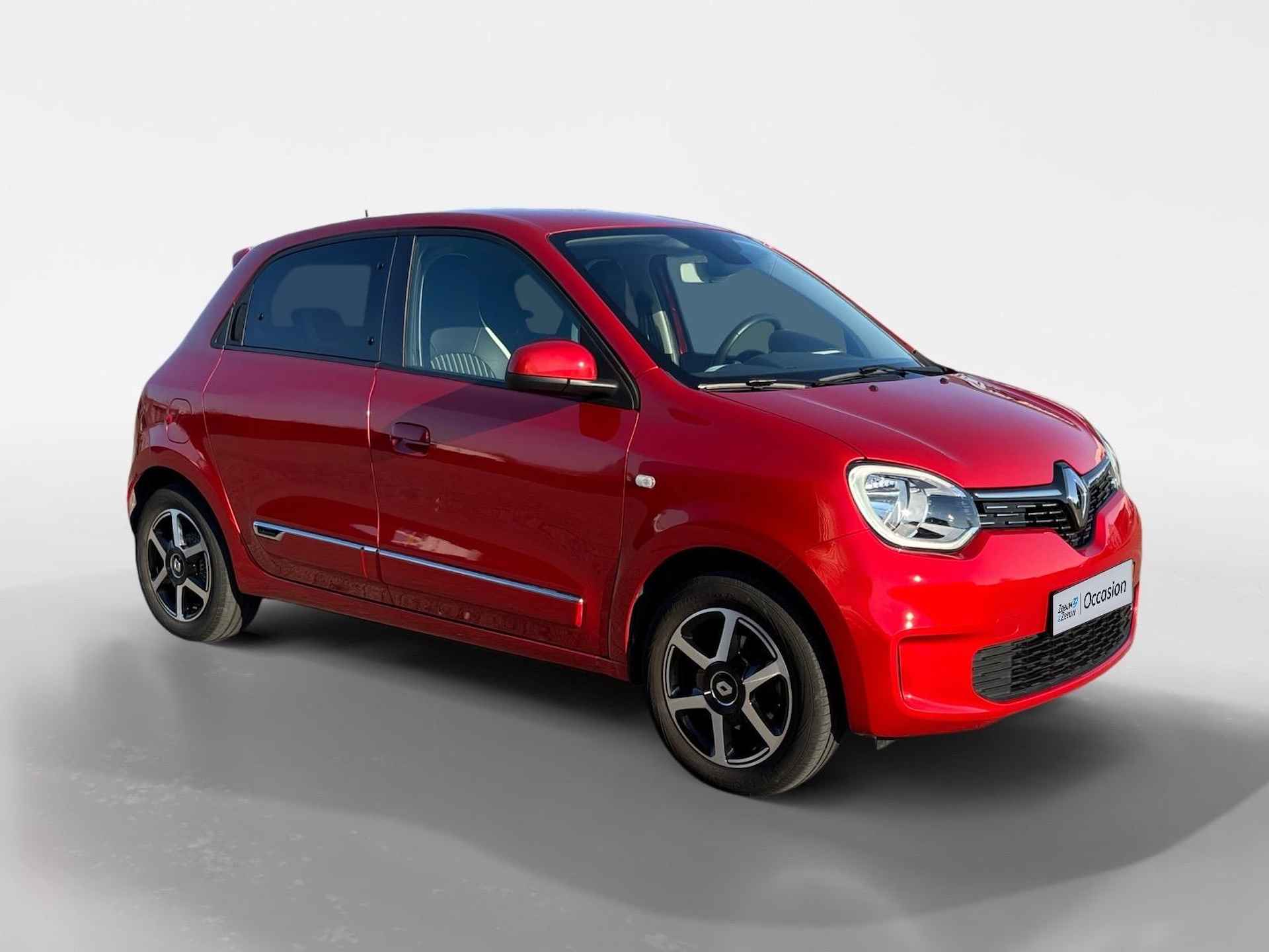 Renault Twingo 75PK SCe Intens | Apple CarPlay/Android Auto | Lichtmetalen Velgen | Parkeersensoren | Climate Control | Privacy Glass | Cruise Control | Bluetooth | Elektrische Ramen & Spiegels | - 2/29