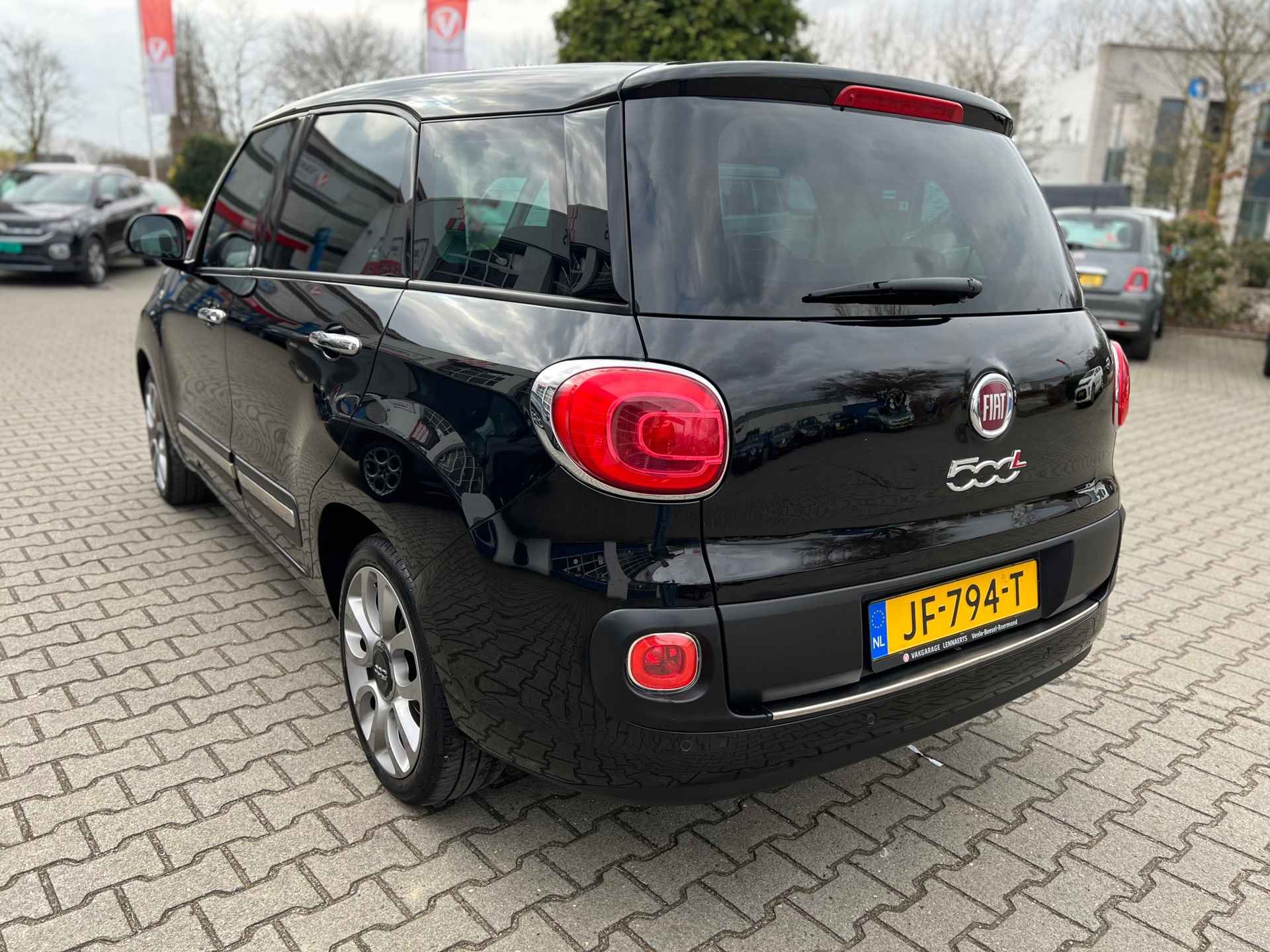 Fiat 500 L Living 0.9 TwinAir Lounge 7-persoons (BOVAG/RIJKLAARPRIJS) - 9/23